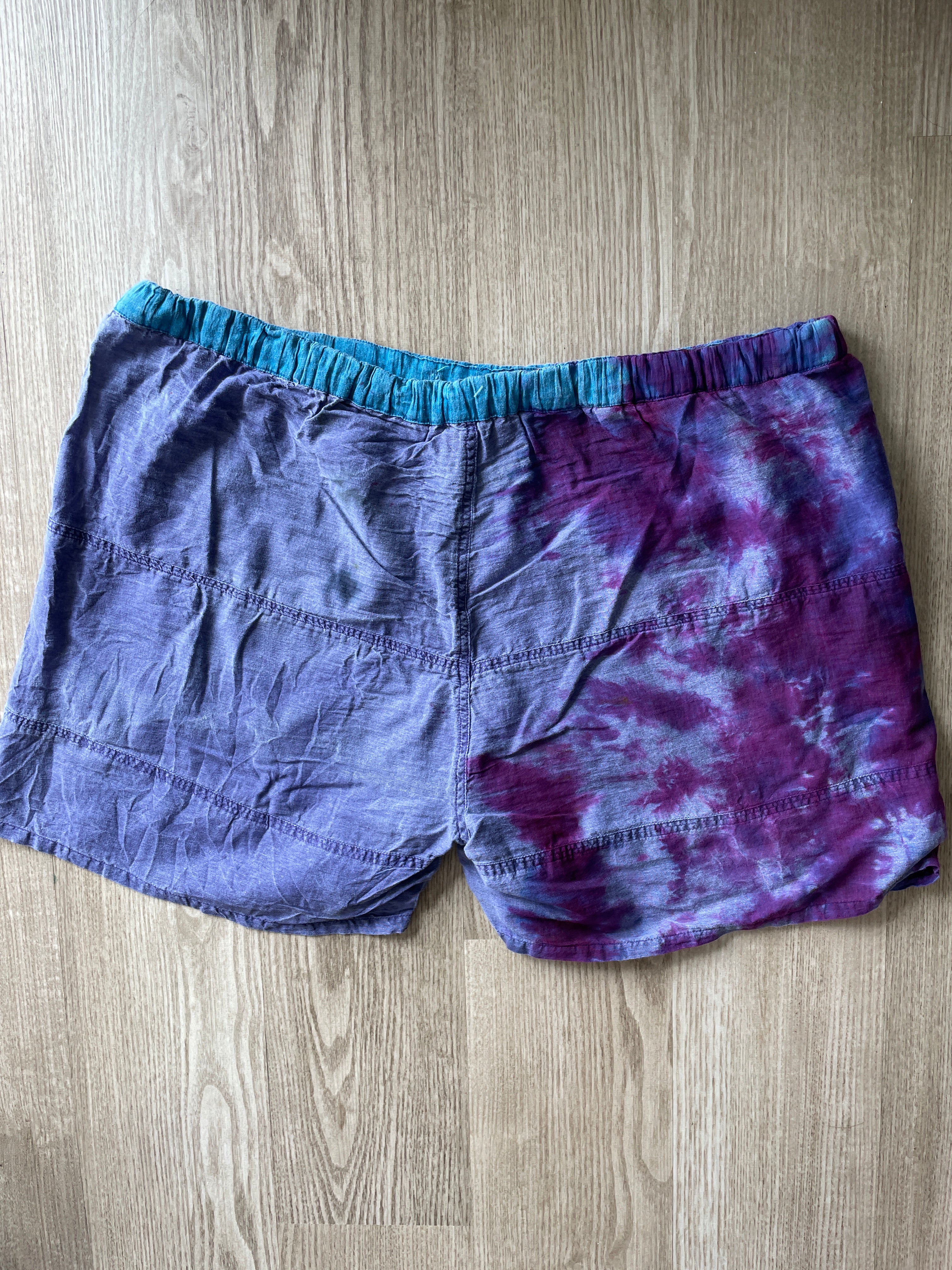 2XL Men’s Pacific Coast Highway Tie Dye Vintage Chino Shorts | One-Of-a-Kind Upcycled Blue and Purple Crumpled Casual Shorts