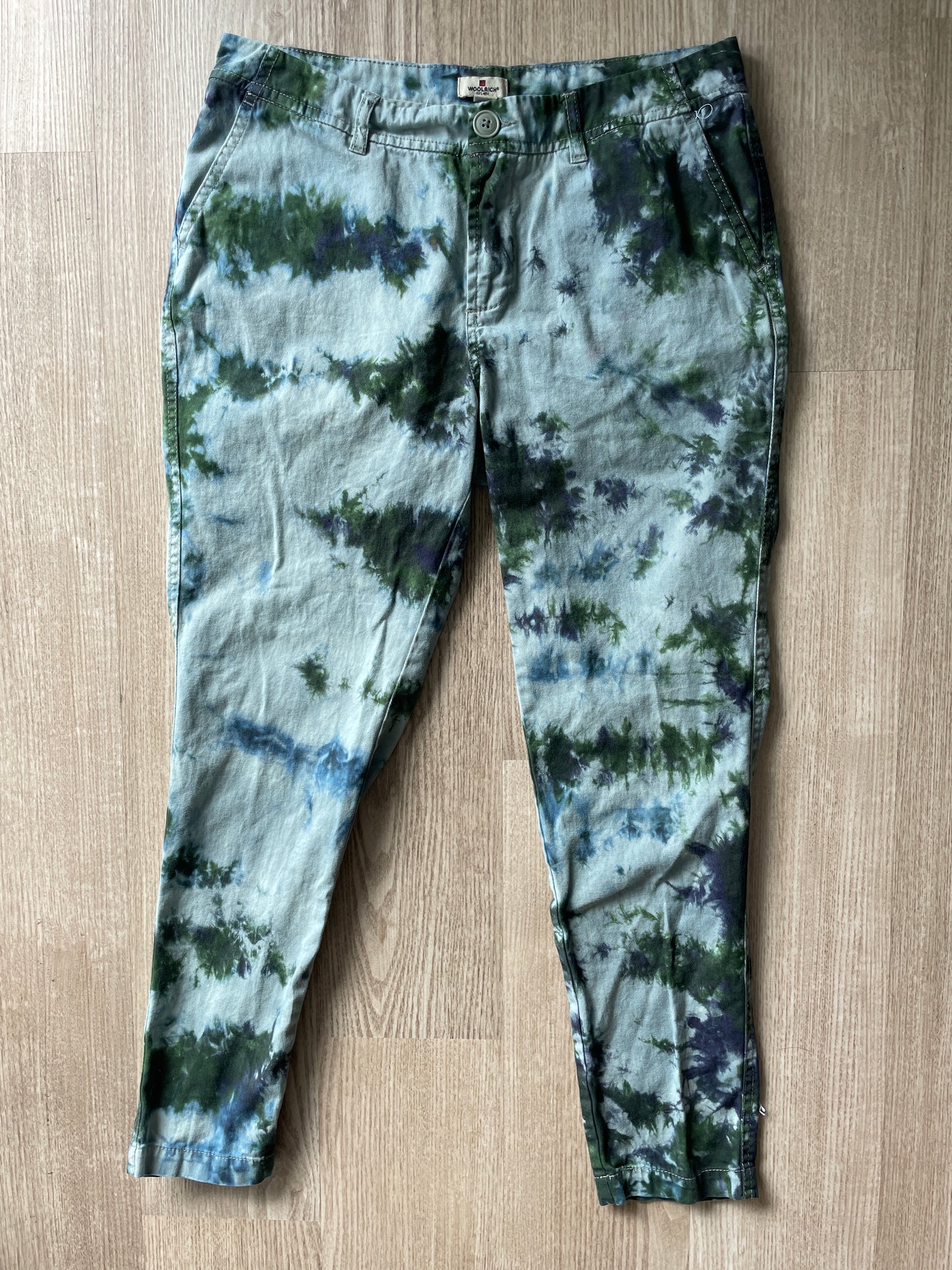 Women's Size 6 Woolrich Tie Dye Casual Pants | One-Of-a-Kind Upcycled Green and Blue Crumpled Climbing Pants