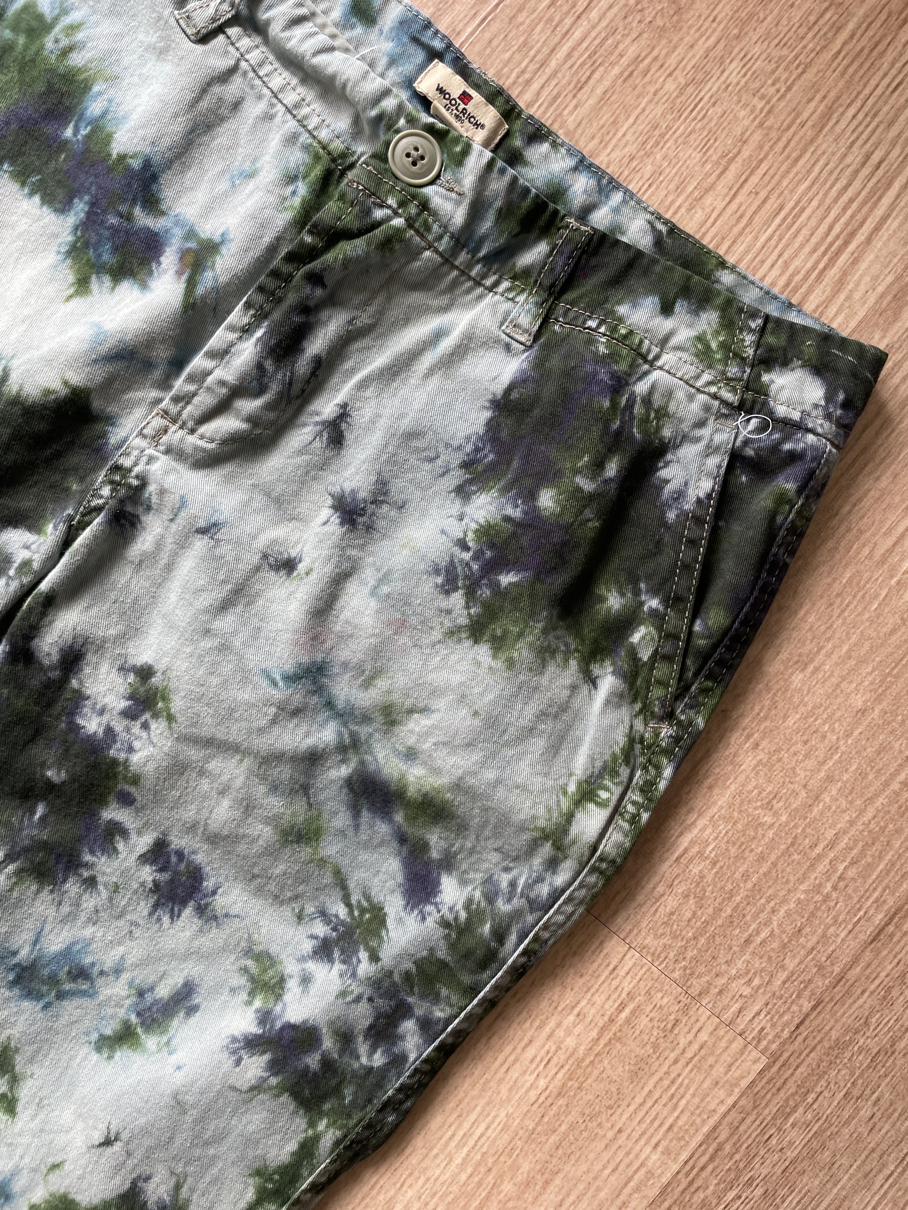 Women's Size 6 Woolrich Tie Dye Casual Pants | One-Of-a-Kind Upcycled Green and Blue Crumpled Climbing Pants