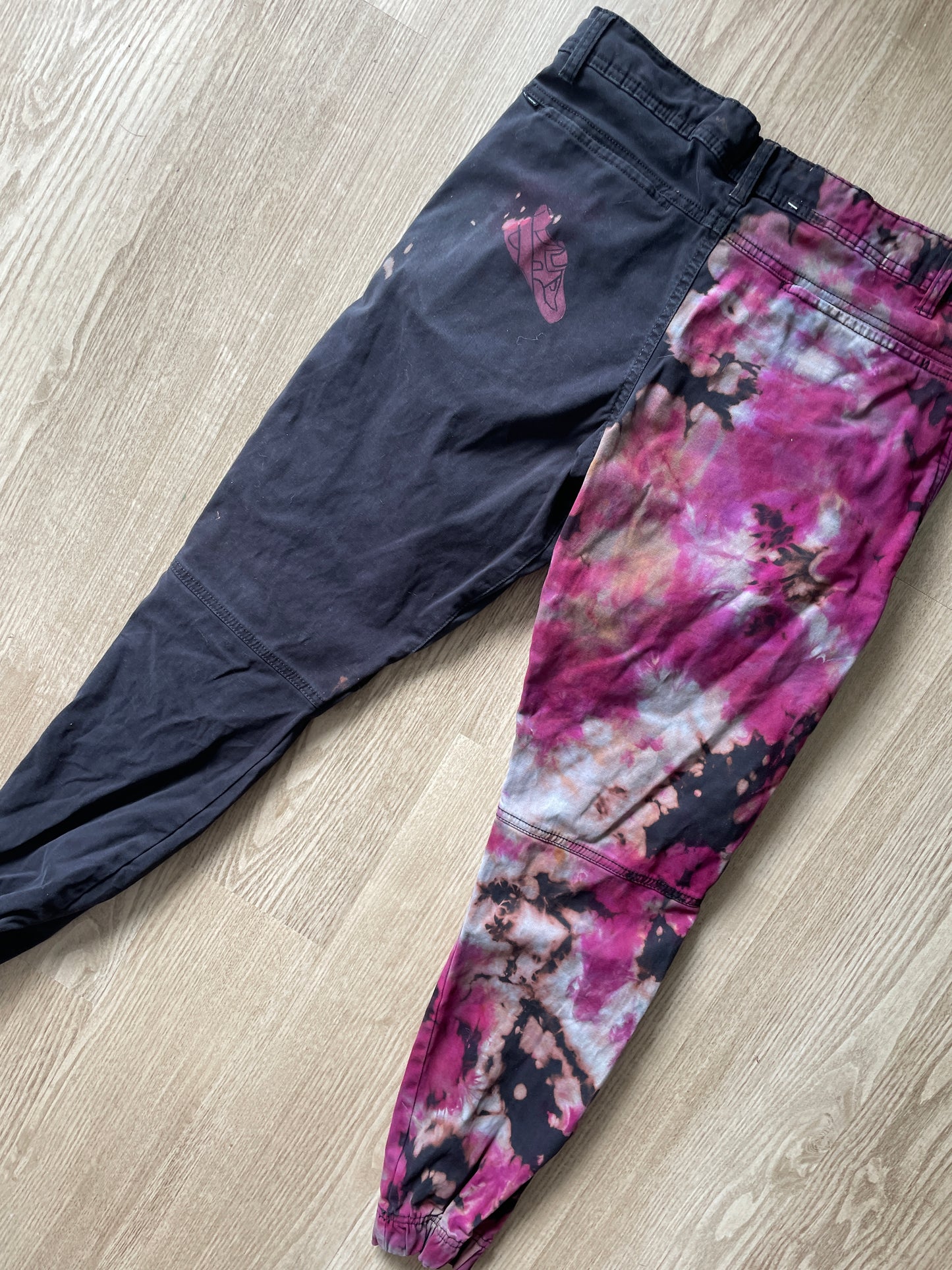Men’s Size 30 tentree In Motion Tie Dye Jogger Pants | One-Of-a-Kind Upcycled Black and Pink Crumpled Climbing Pants