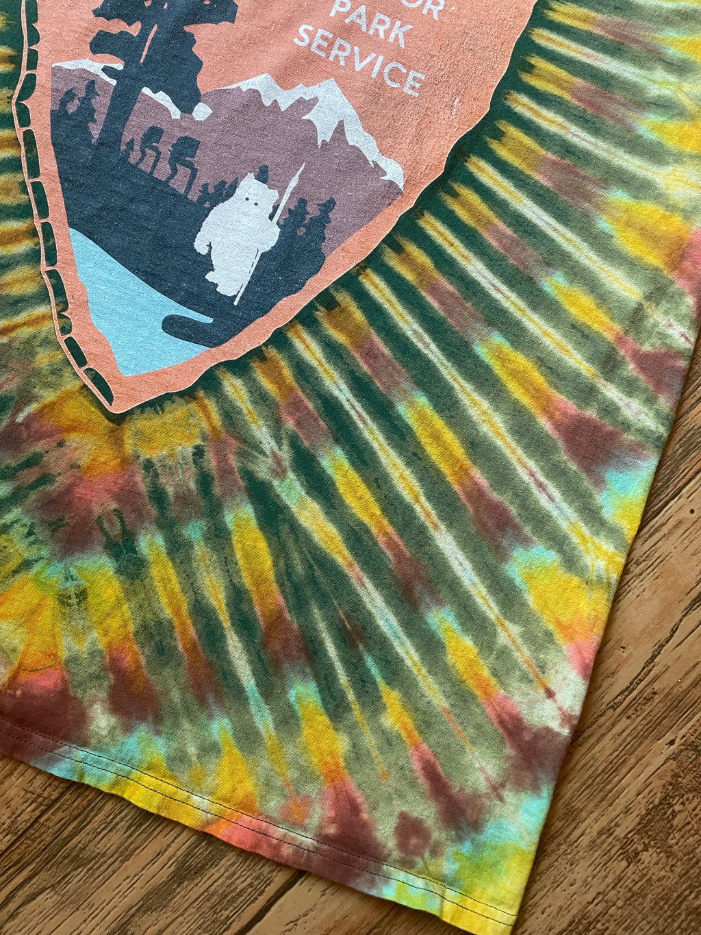 Star Wars Endor Park Service Green and Gold Tie Dye Short Sleeve T-Shirt | Men's XL