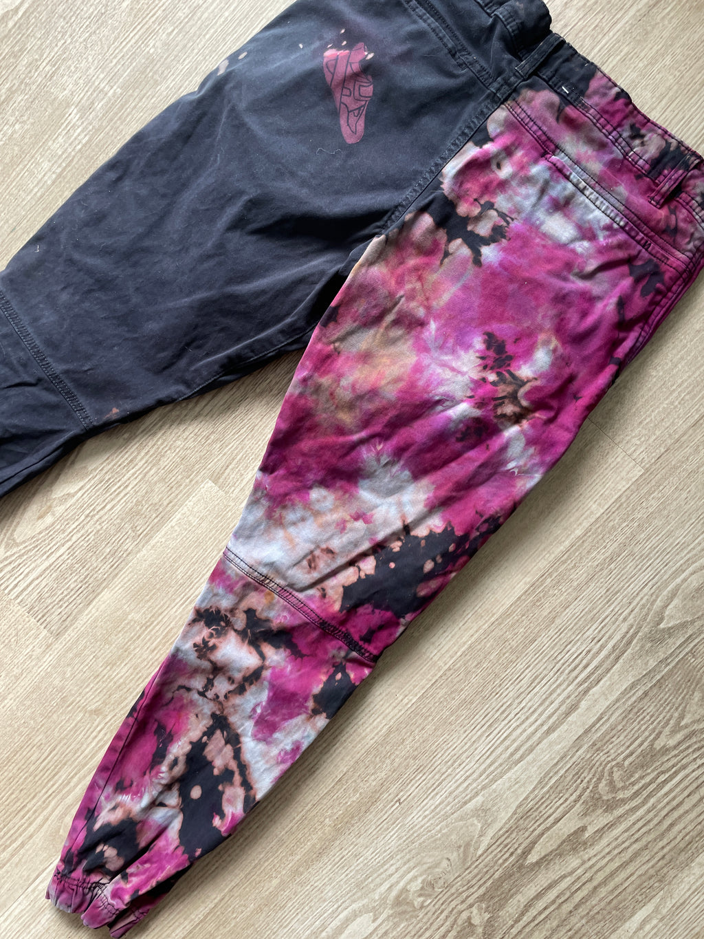 Men’s Size 30 tentree In Motion Tie Dye Jogger Pants | One-Of-a-Kind Upcycled Black and Pink Crumpled Climbing Pants
