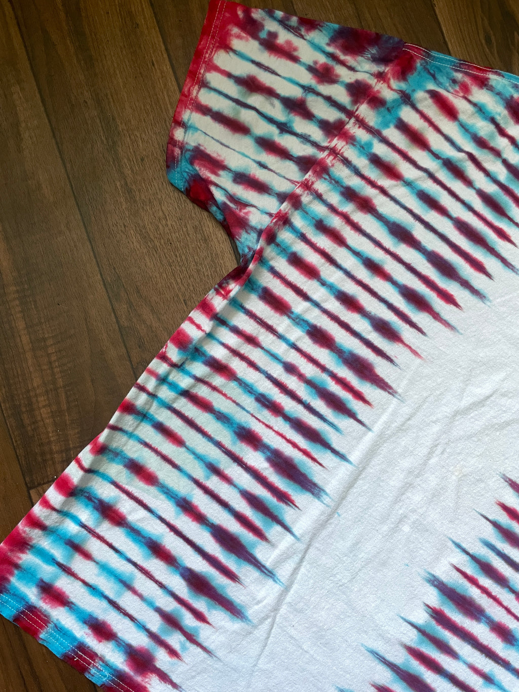 XL Men's Tupac Shakur Poetic Justice Handmade Tie Dye Short Sleeve T-Shirt | One-Of-a-Kind Upcycled Olive White, Blue, and Red Pleated Top