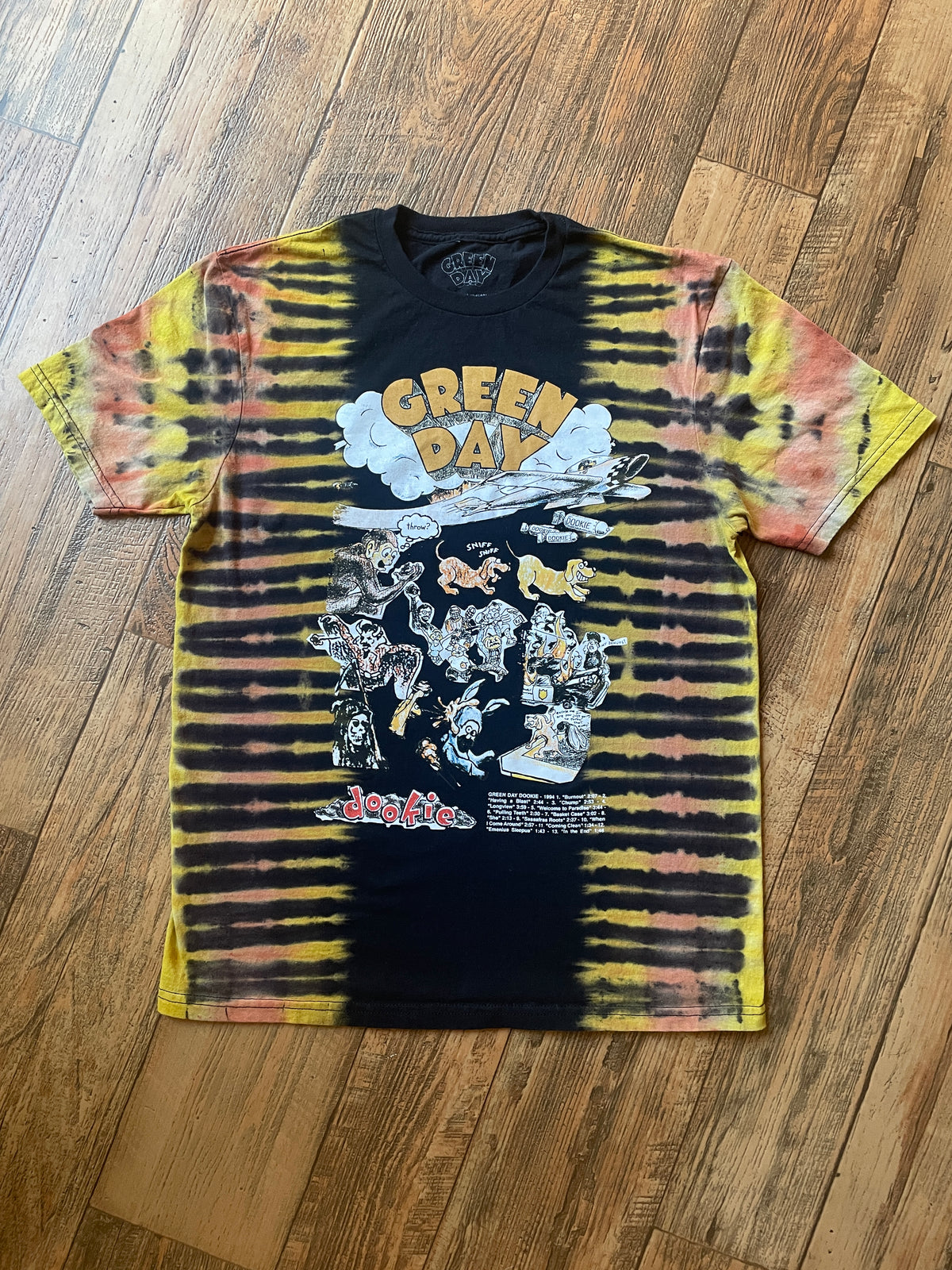 Green Day Dookie Black and Orange Reverse Tie Dye Short Sleeve T-Shirt | Men's Medium