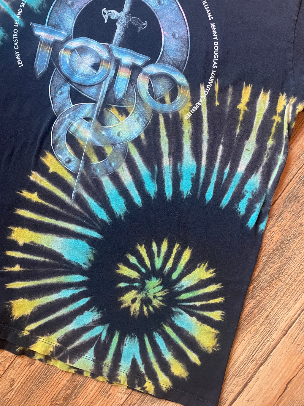 Toto 40th Anniversary Black, Blue, and Green Reverse Tie Dye Short Sleeve T-Shirt | Men's 2XL