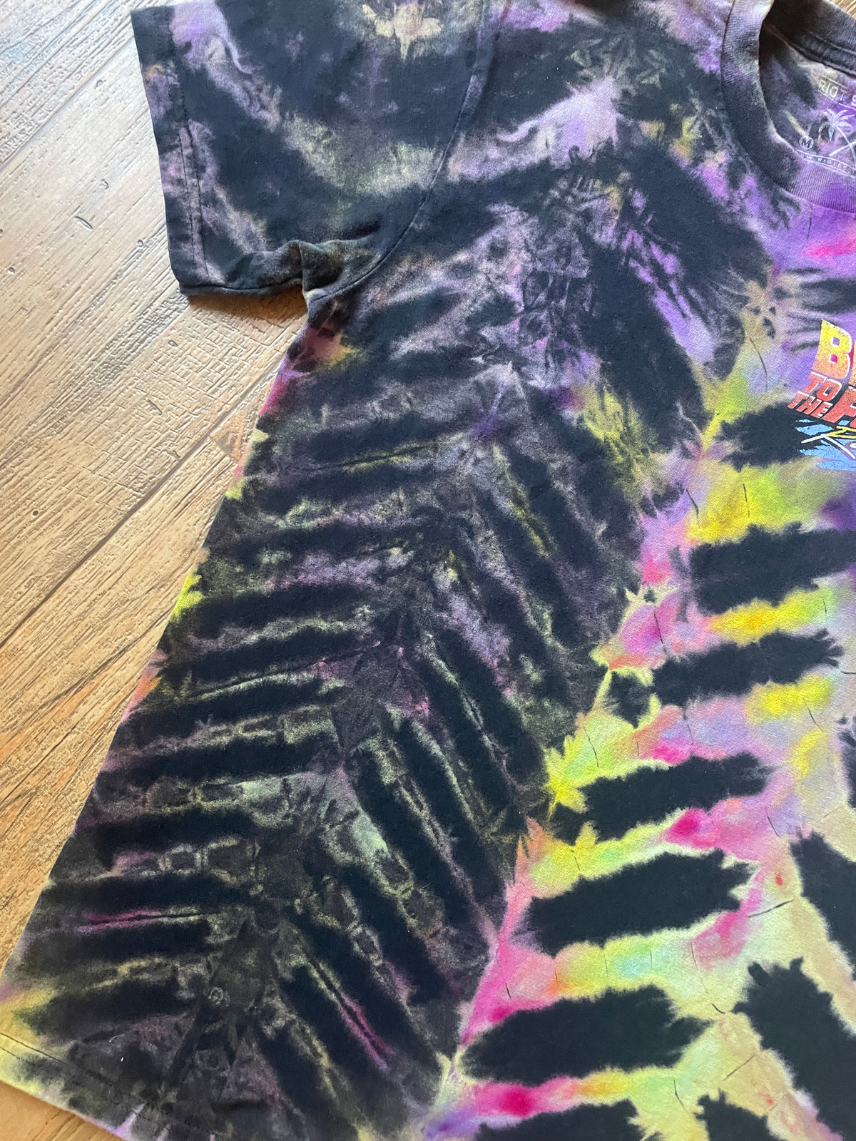 Back to the Future Racing Reverse Tie Dye Short Sleeve T-Shirt | Men's Medium