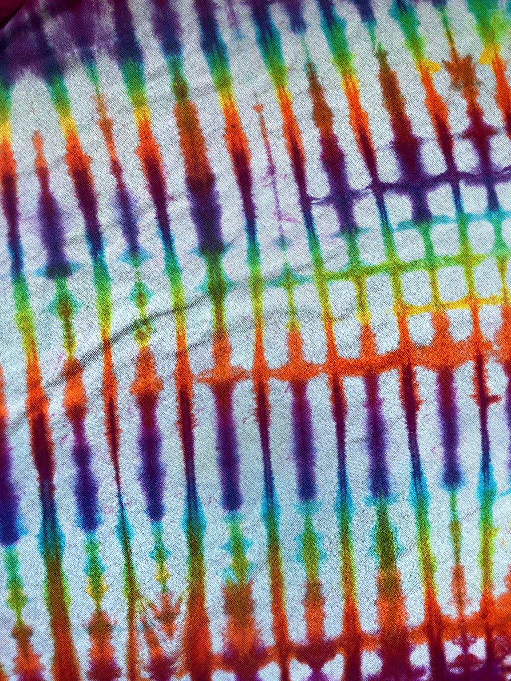 Large Men's Rolling Stones Handmade Tie Dye Short Sleeve T-Shirt | One-Of-a-Kind Upcycled Rainbow Flaming Lips Pleated Top