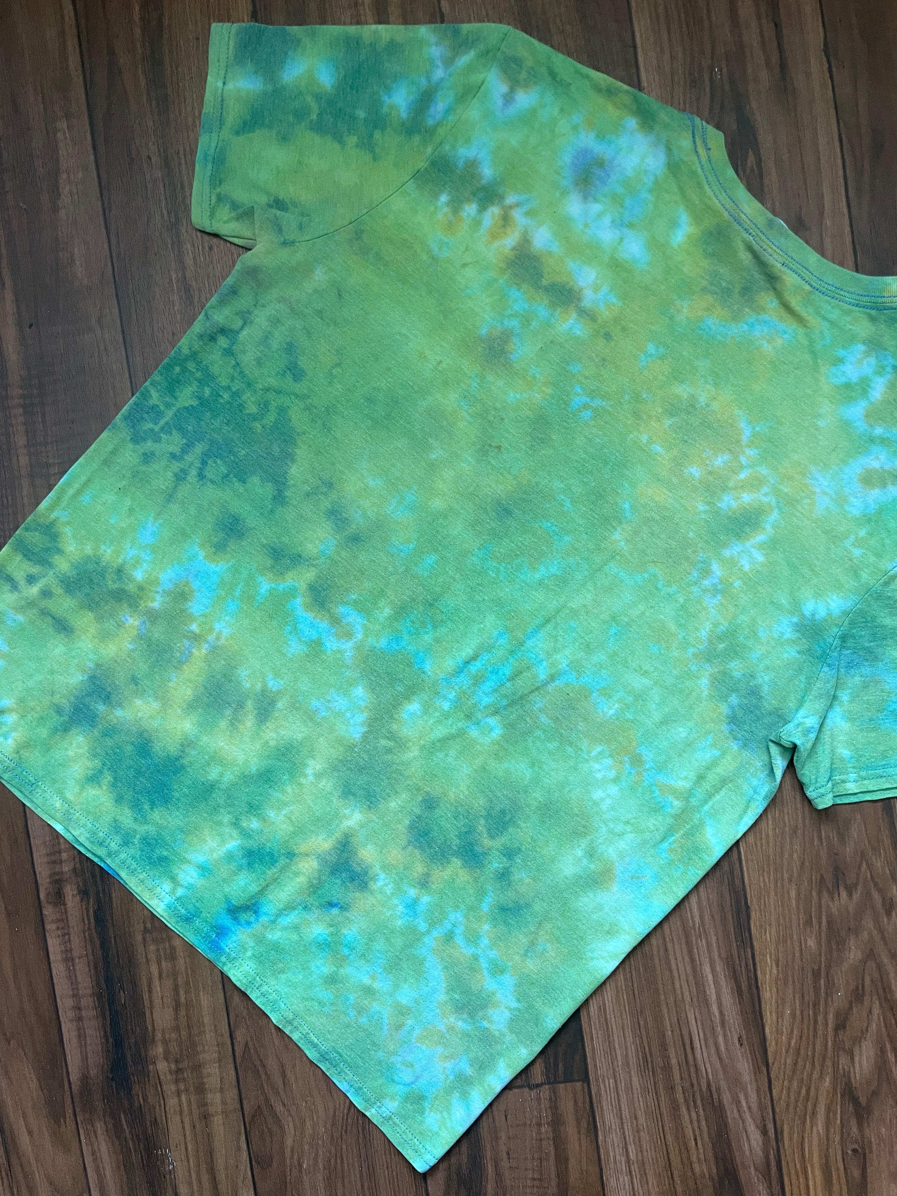 Large Men's Sick Day Snowboarding Handmade Reverse Tie Dye Short Sleeve T-Shirt | One-Of-a-Kind Upcycled Green Crumpled Top