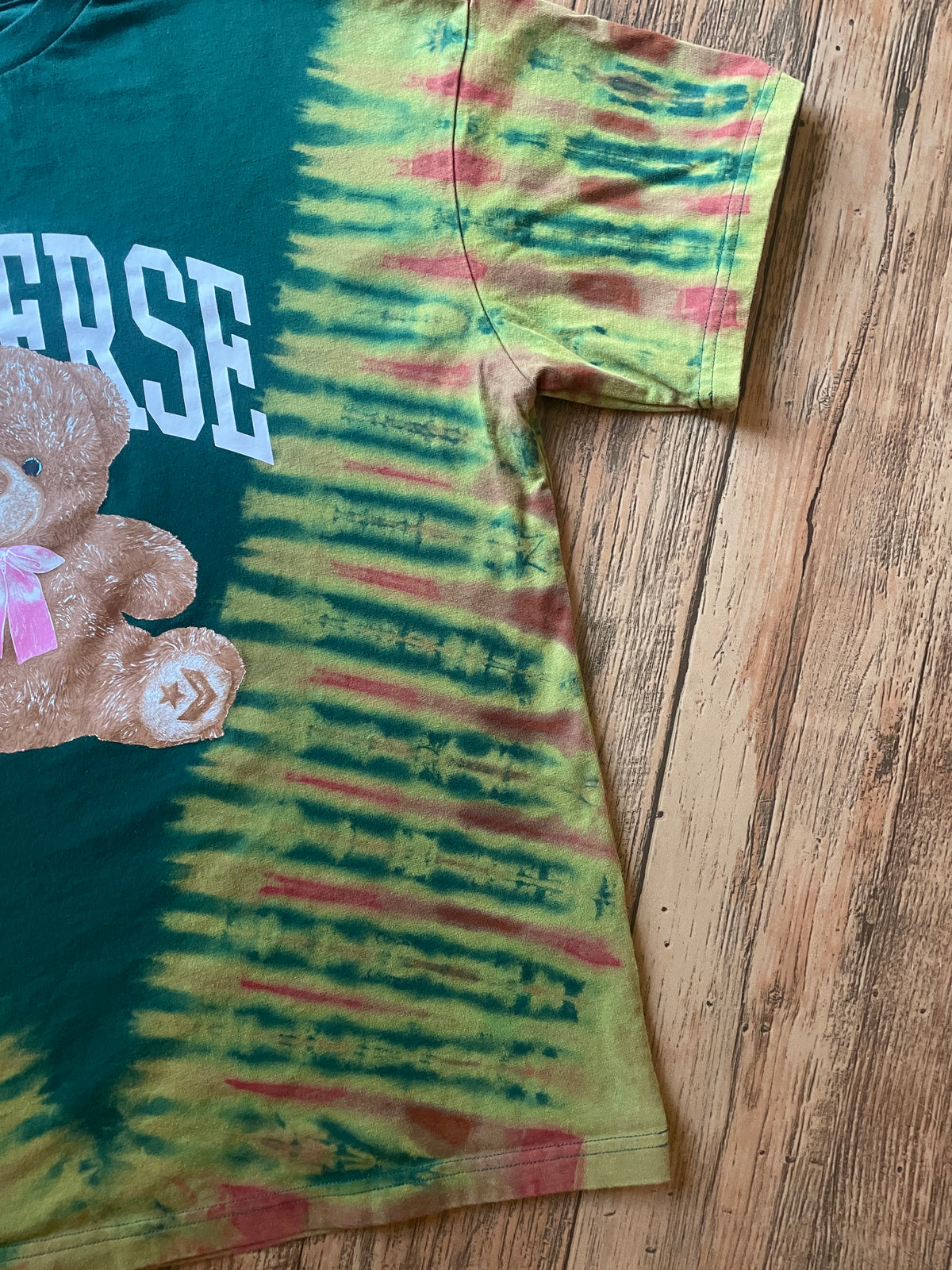 Converse Teddy Bear Green and Brown Reverse Tie Dye Short Sleeve T-Shirt | Men's Medium (Copy)