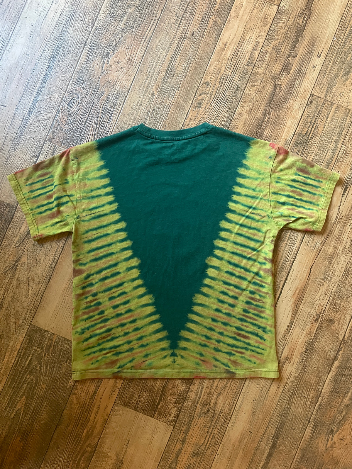 Converse Teddy Bear Green and Brown Reverse Tie Dye Short Sleeve T-Shirt | Men's Medium (Copy)