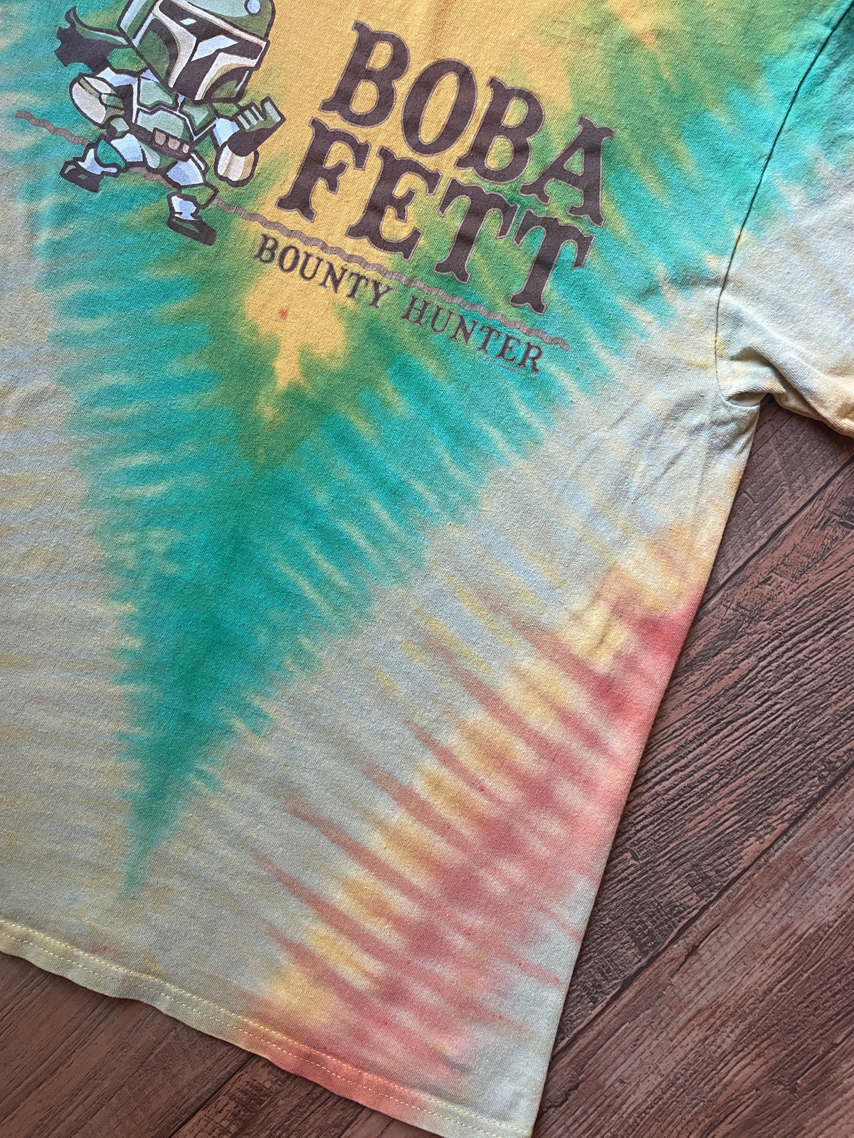 Star Wars Boba Fett Yellow and Green Tie Dye Short Sleeve T-Shirt | Men's Medium