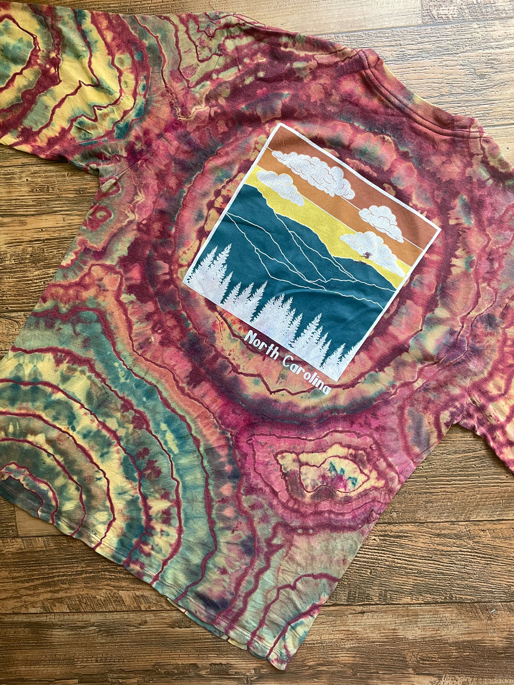North Carolina Mountains Multicolor Geode Long Sleeve Reverse Tie Dye T-Shirt | Men's Large