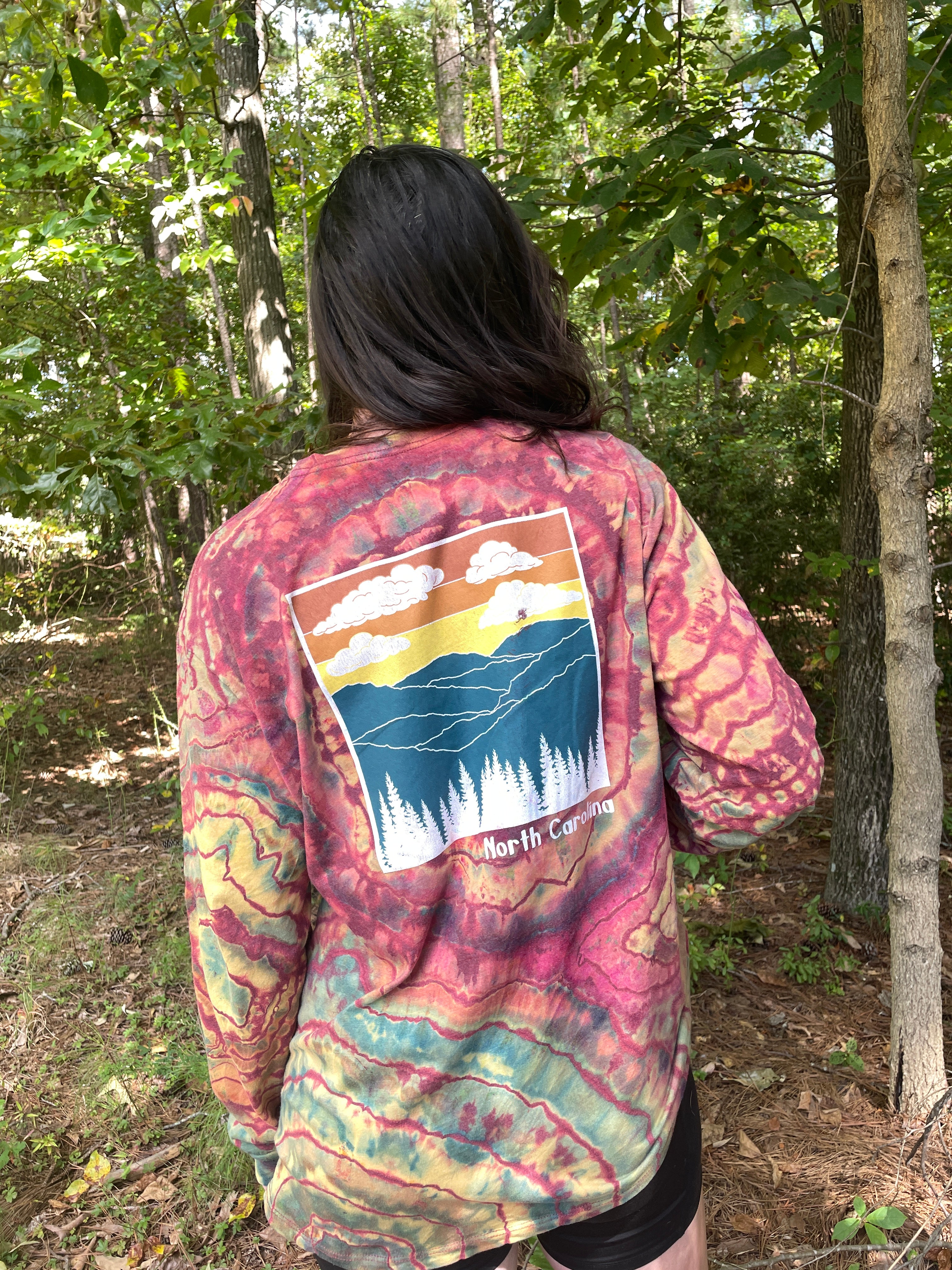 North Carolina Mountains Multicolor Geode Long Sleeve Reverse Tie Dye T-Shirt | Men's Large