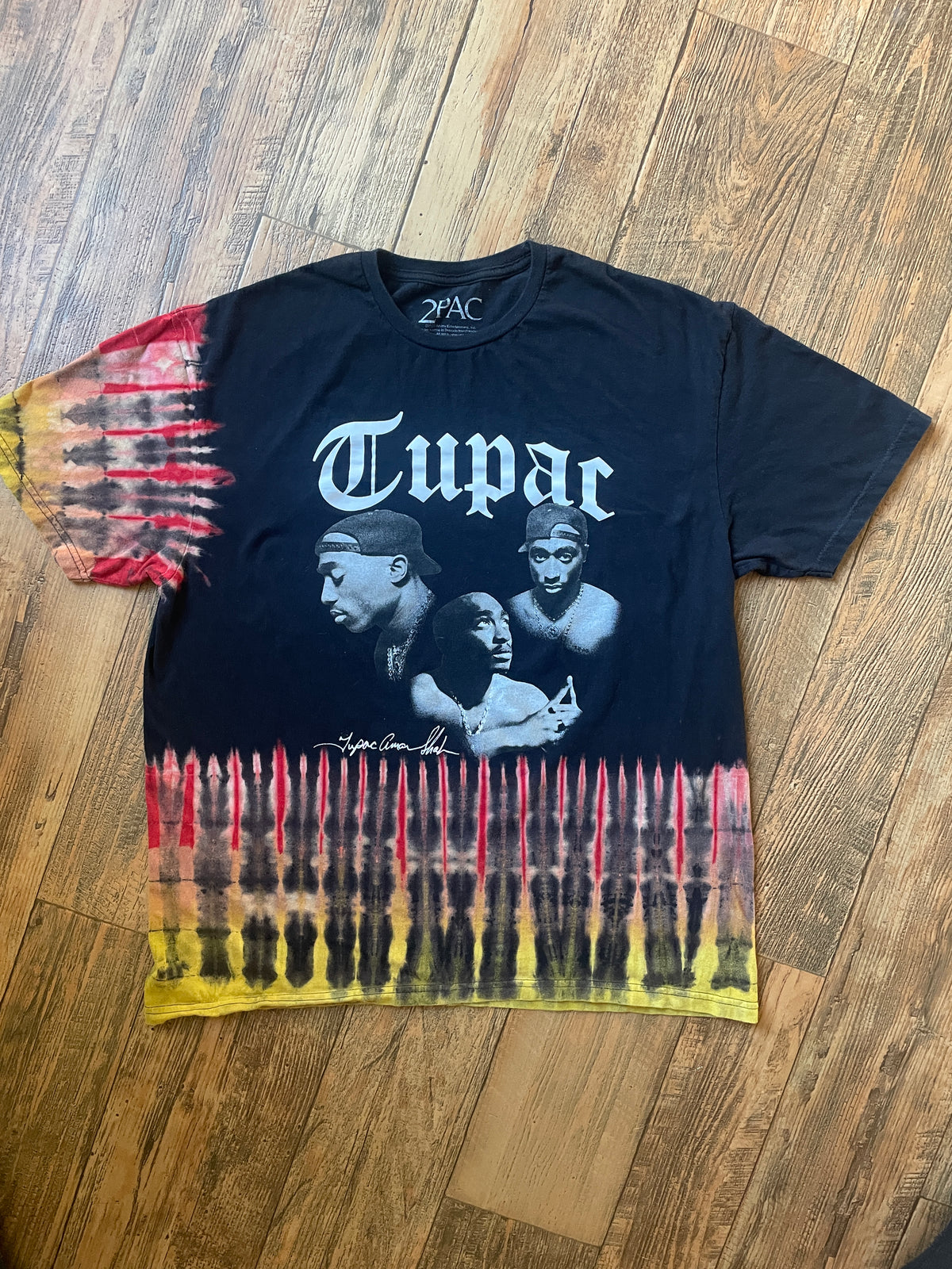 Nirvana Black and Neon Reverse Tie Dye Short Sleeve T-Shirt | Men's XL