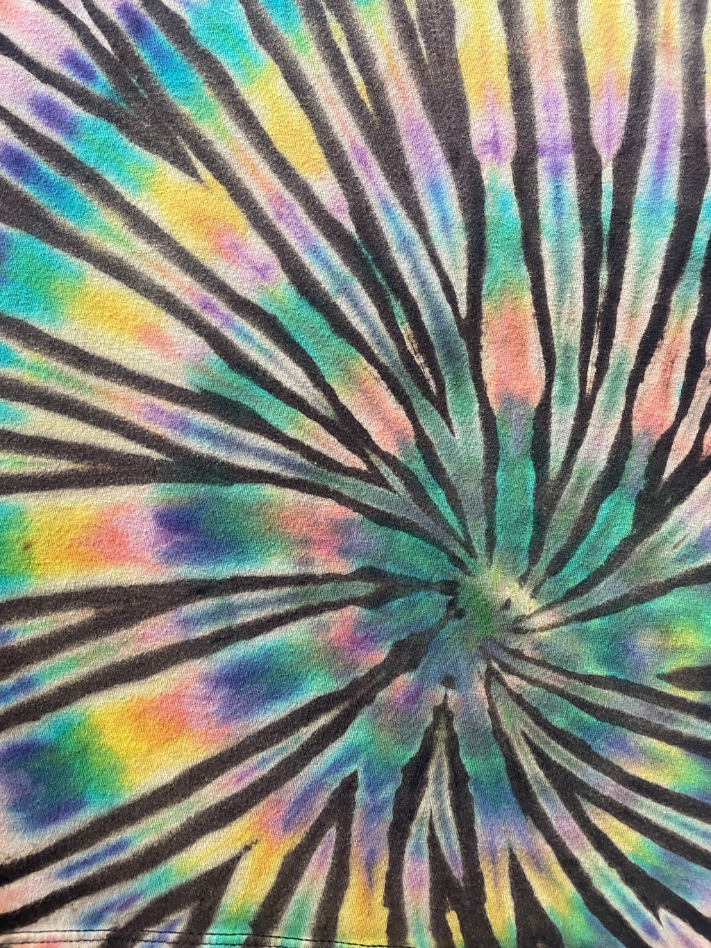 Nike Daisy Just Do It Rainbow Reverse Tie Dye Short Sleeve T-Shirt | Men's Large