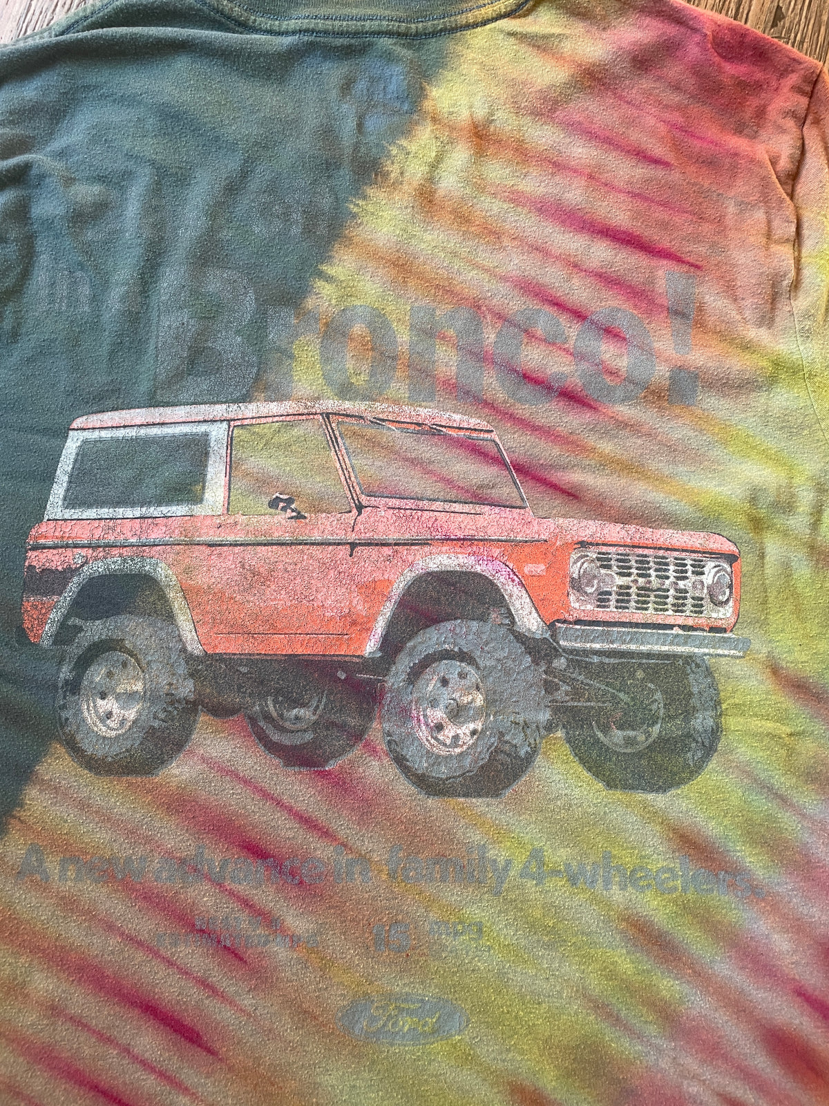 Ford Bronco Reverse Tie Dye Short Sleeve T-Shirt | Men's Medium