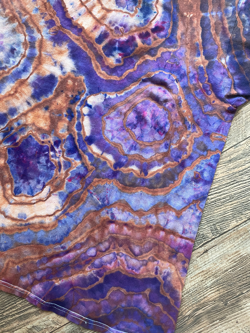 Mountain Eagle Terracotta and Violet Geode Short Sleeve Tie Dye T-Shirt | Men's 2XL