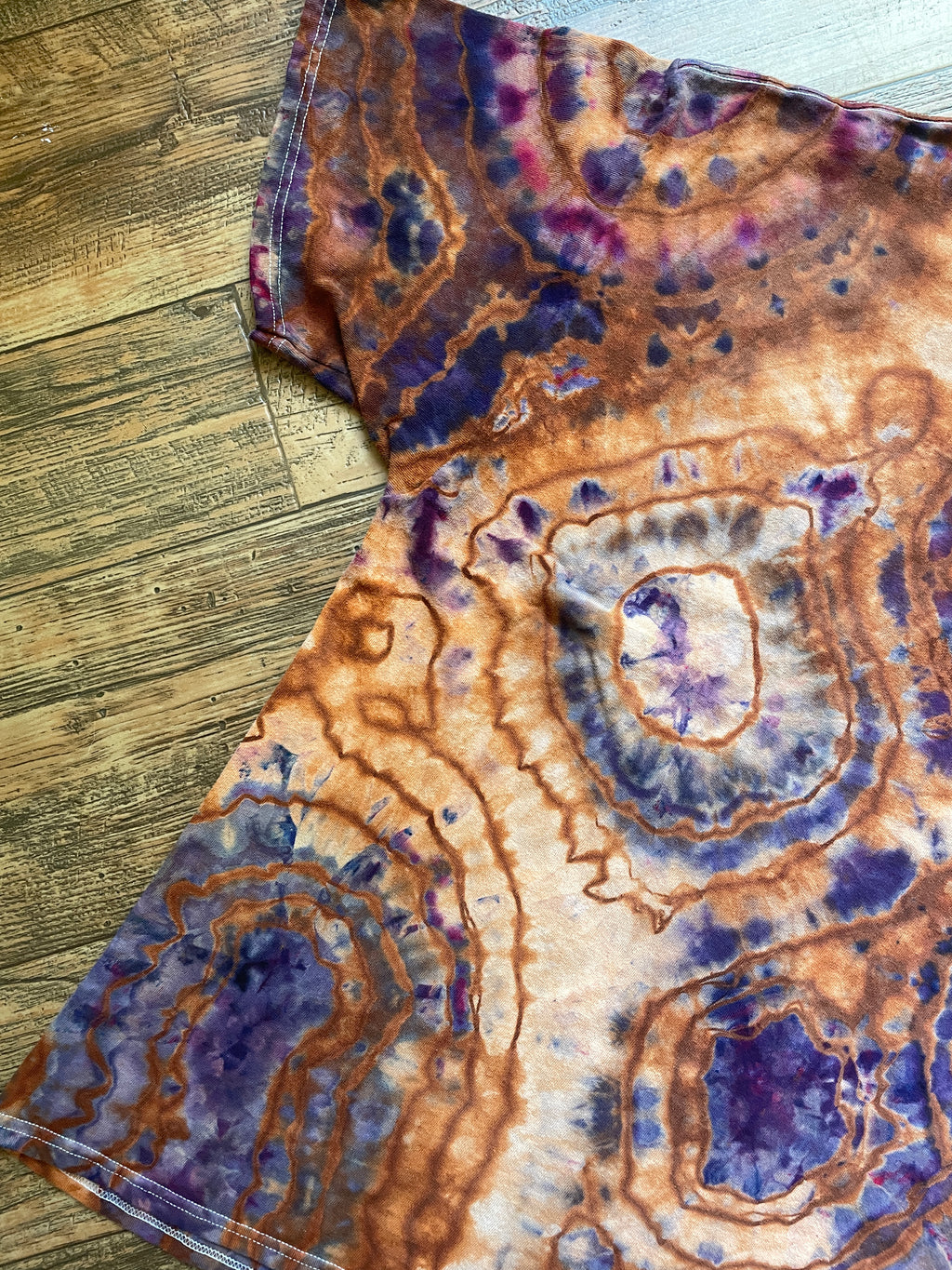 Mountain Eagle Terracotta and Violet Geode Short Sleeve Tie Dye T-Shirt | Men's 2XL