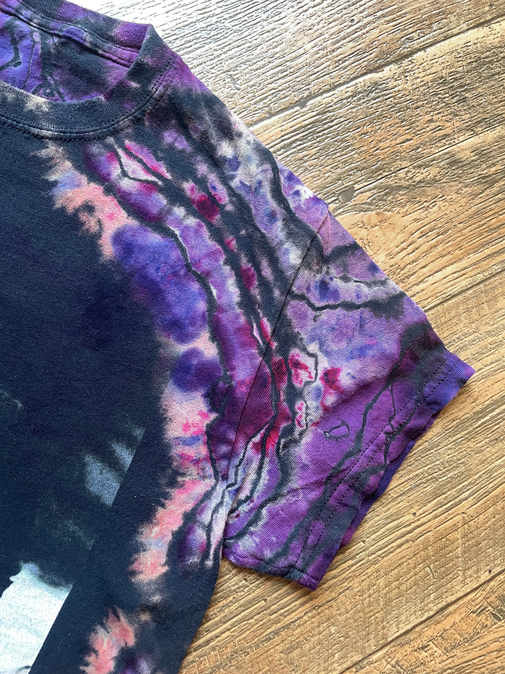 Ice Cube Black and Purple Geode Short Sleeve Tie Dye T-Shirt | Men's XS/Youth XS