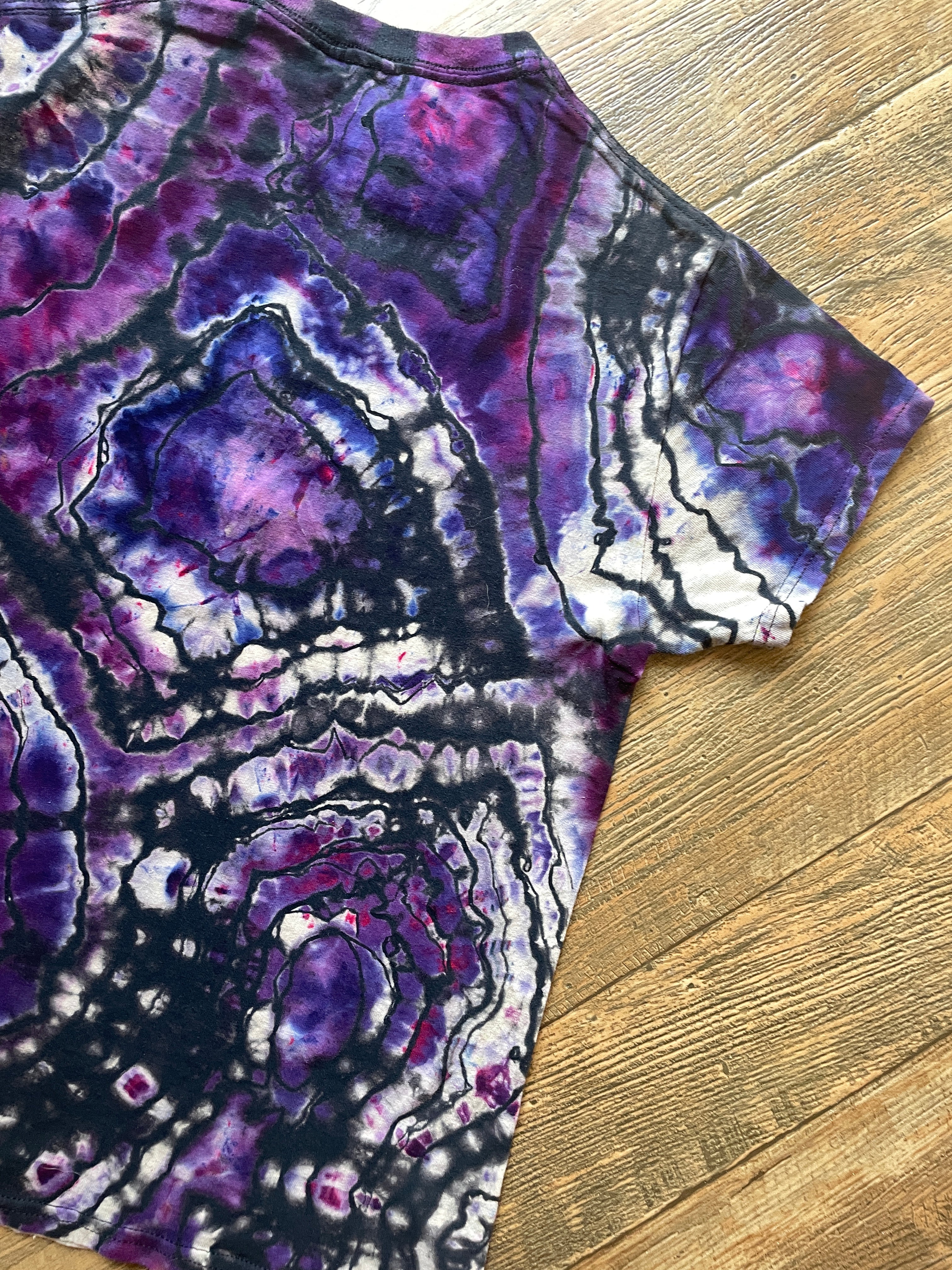 Ice Cube Black and Purple Geode Short Sleeve Tie Dye T-Shirt | Men's XS/Youth XS