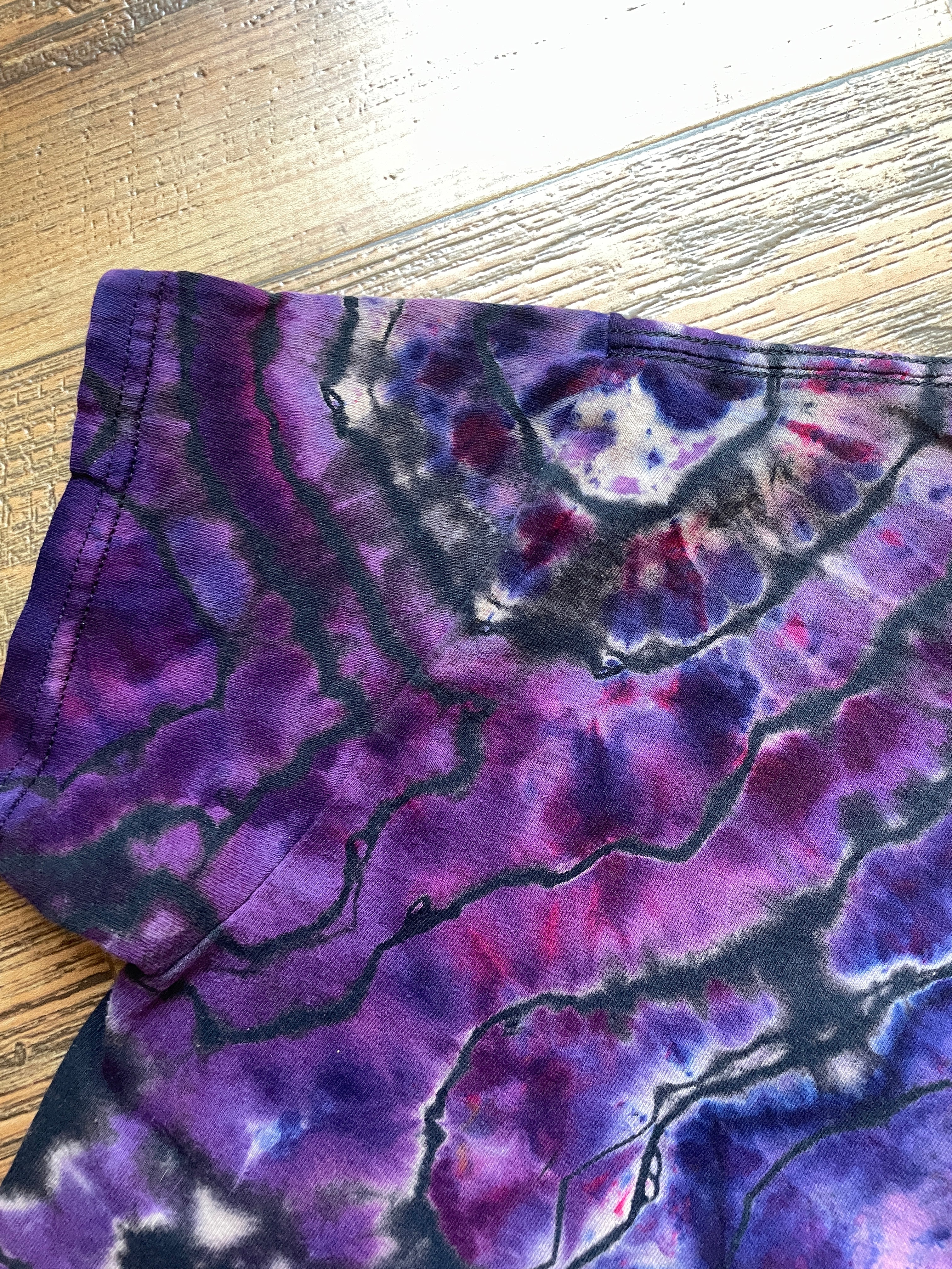 Ice Cube Black and Purple Geode Short Sleeve Tie Dye T-Shirt | Men's XS/Youth XS