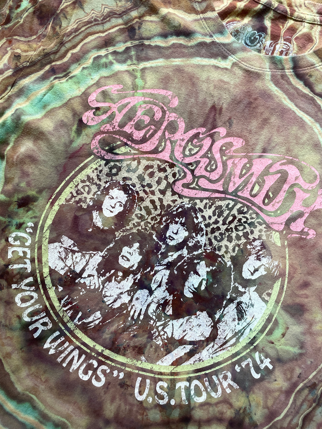 Aerosmith Fungi Geode Short Sleeve Tie Dye T-Shirt | Women's Large