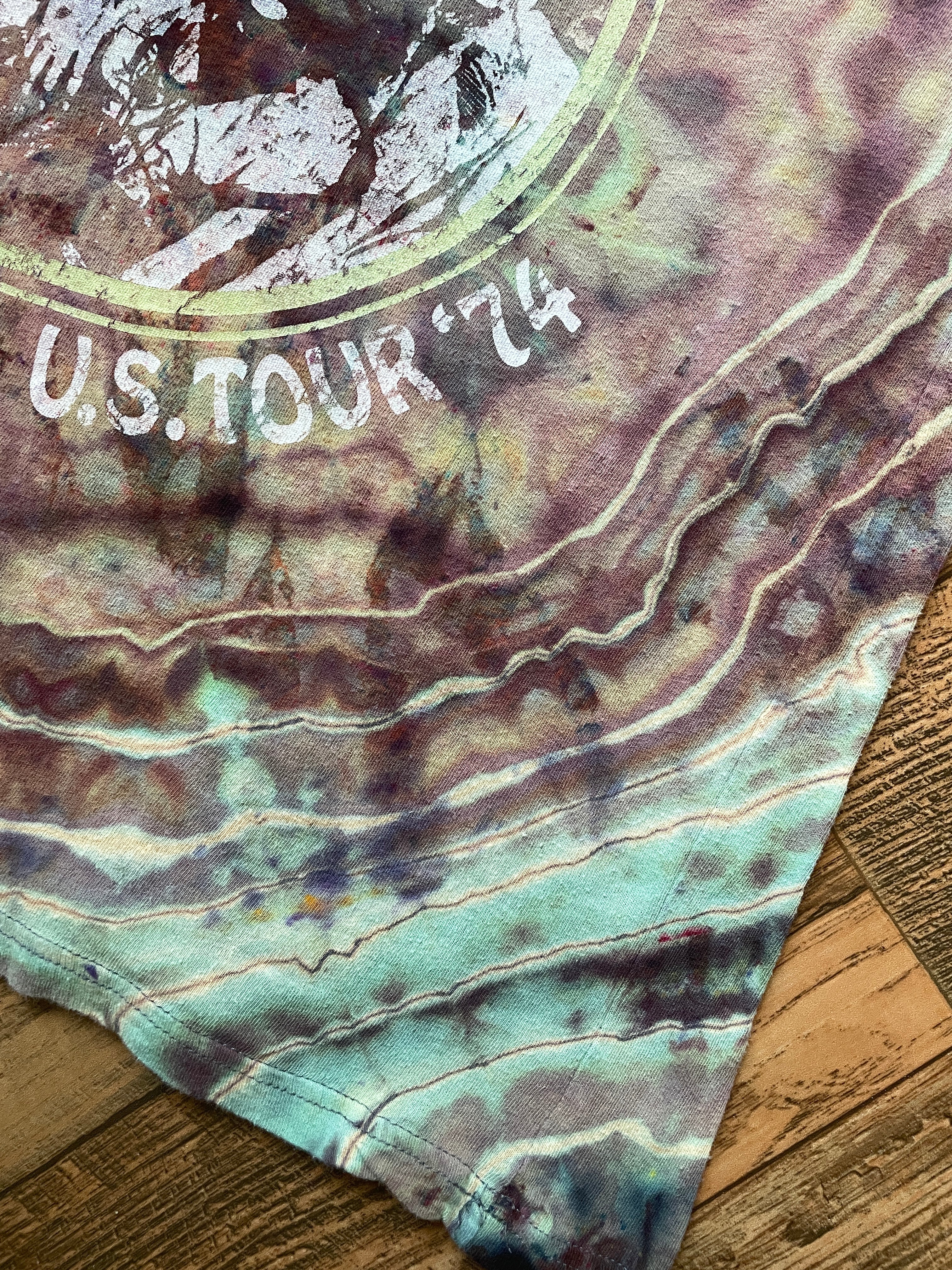 Aerosmith Fungi Geode Short Sleeve Tie Dye T-Shirt | Women's Large