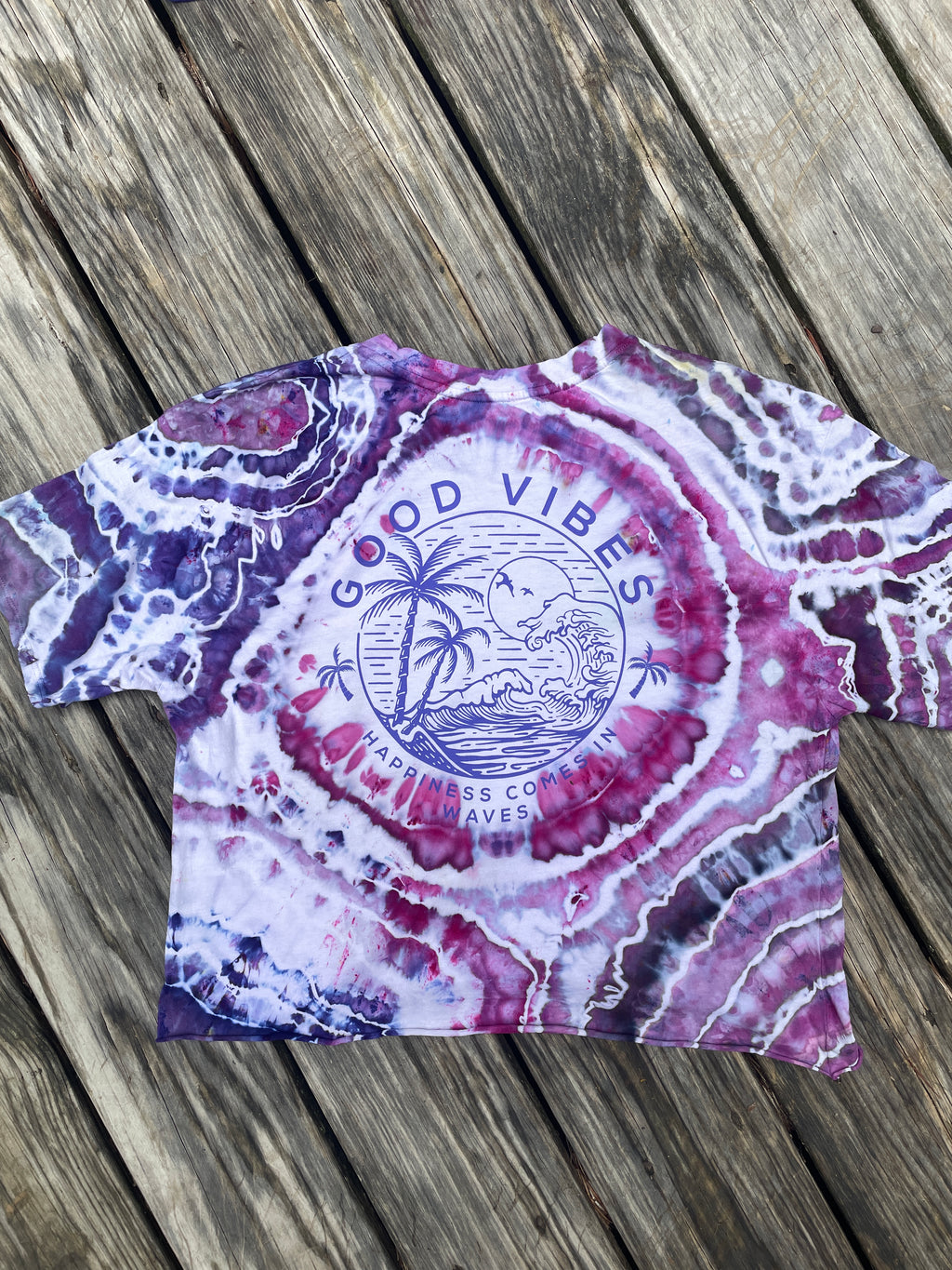 Good Vibes Purple Geode Short Sleeve Tie Dye Crop Top | Unisex Medium