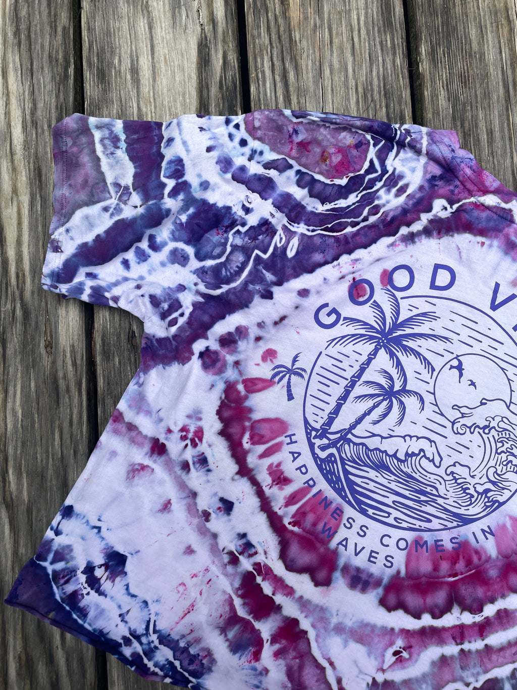 Good Vibes Purple Geode Short Sleeve Tie Dye Crop Top | Unisex Medium