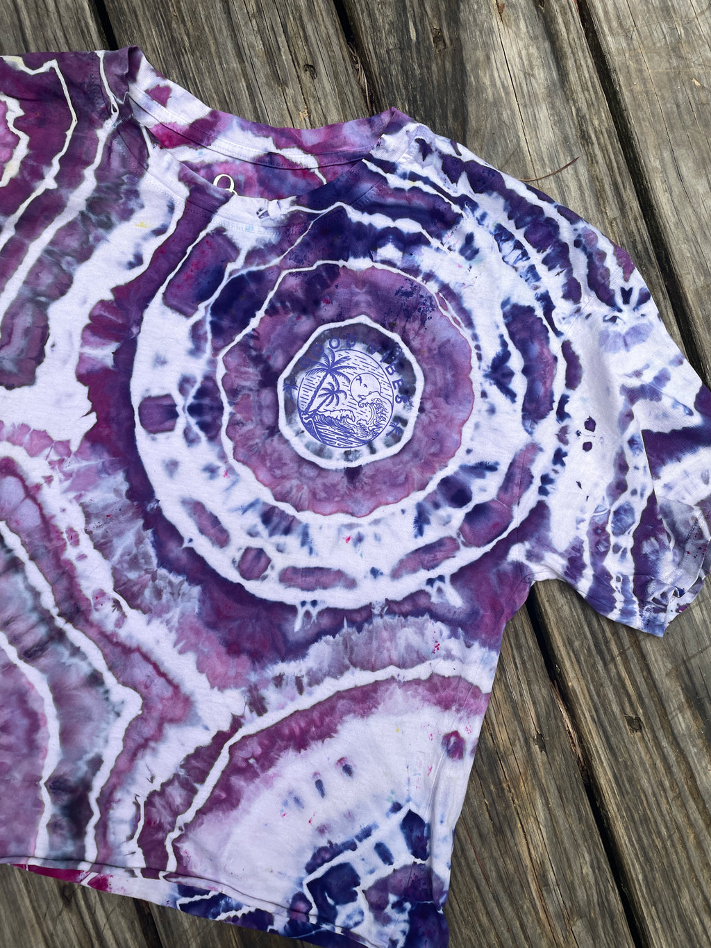 Good Vibes Purple Geode Short Sleeve Tie Dye Crop Top | Unisex Medium