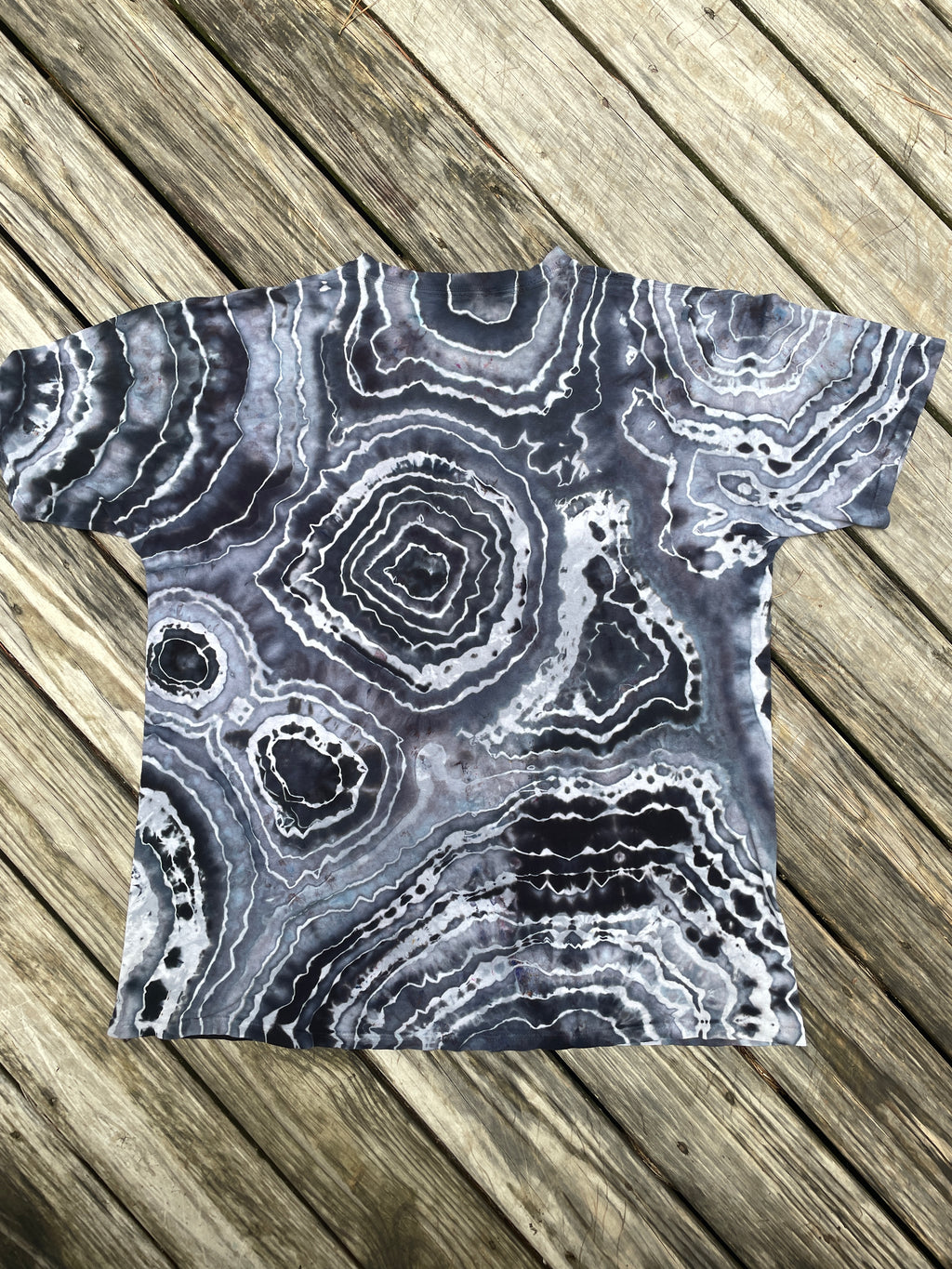 Black and Gray Lion Geode Short Sleeve Tie Dye T-Shirt | Men's 2XL
