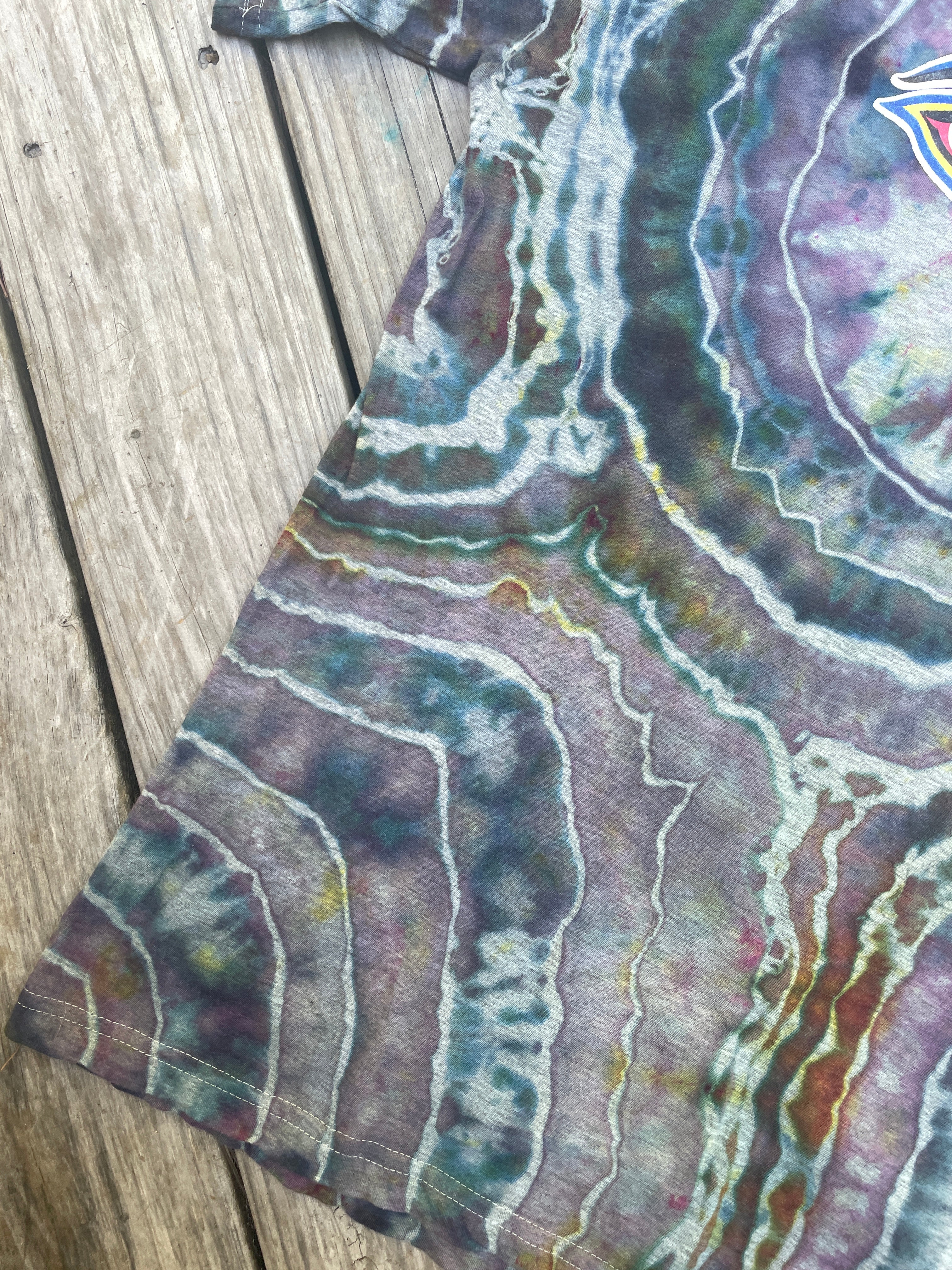 Kaleidoscope Eyes Multicolor Geode Short Sleeve Tie Dye T-Shirt | Men's L/XL