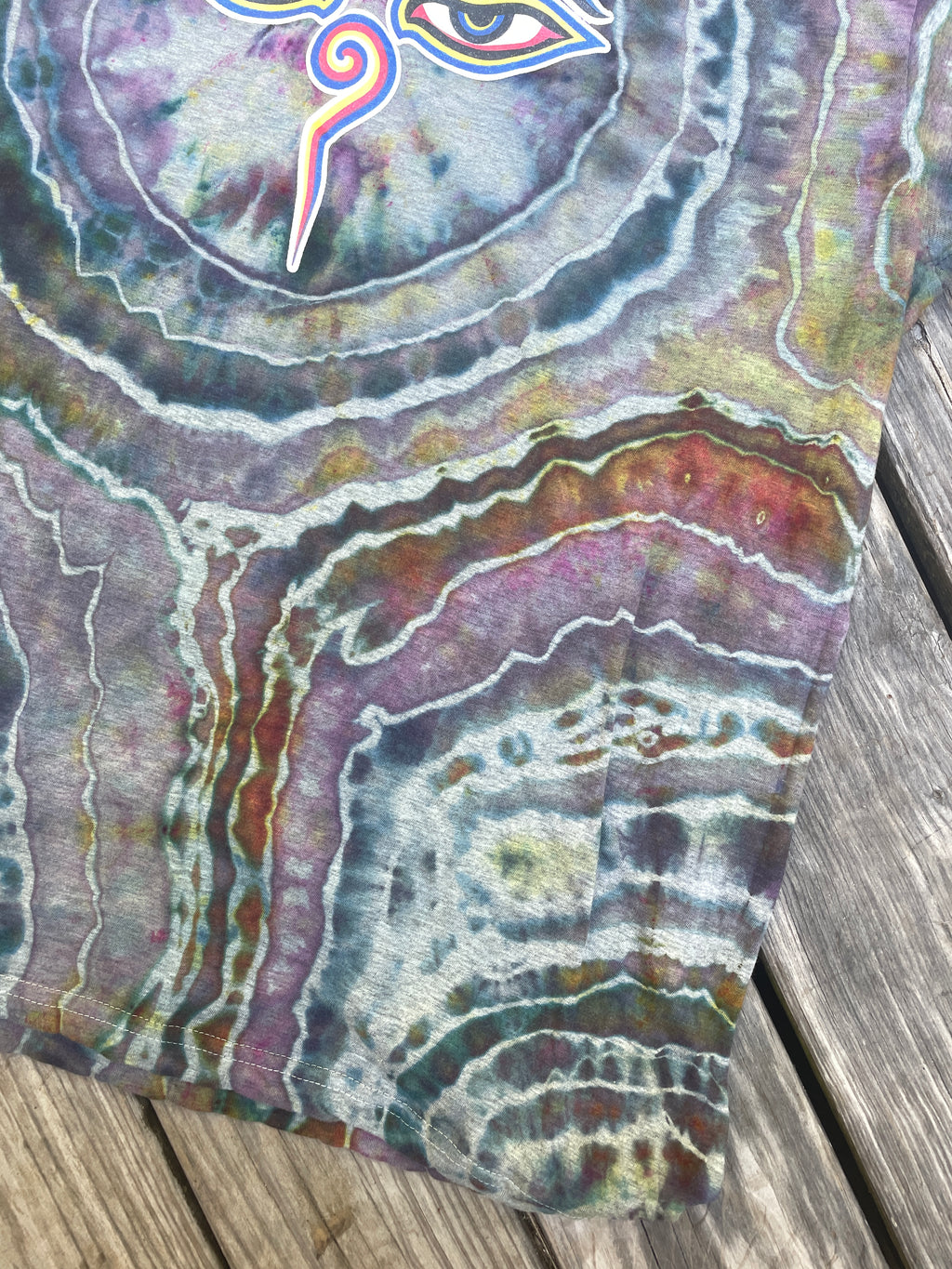 Kaleidoscope Eyes Multicolor Geode Short Sleeve Tie Dye T-Shirt | Men's L/XL