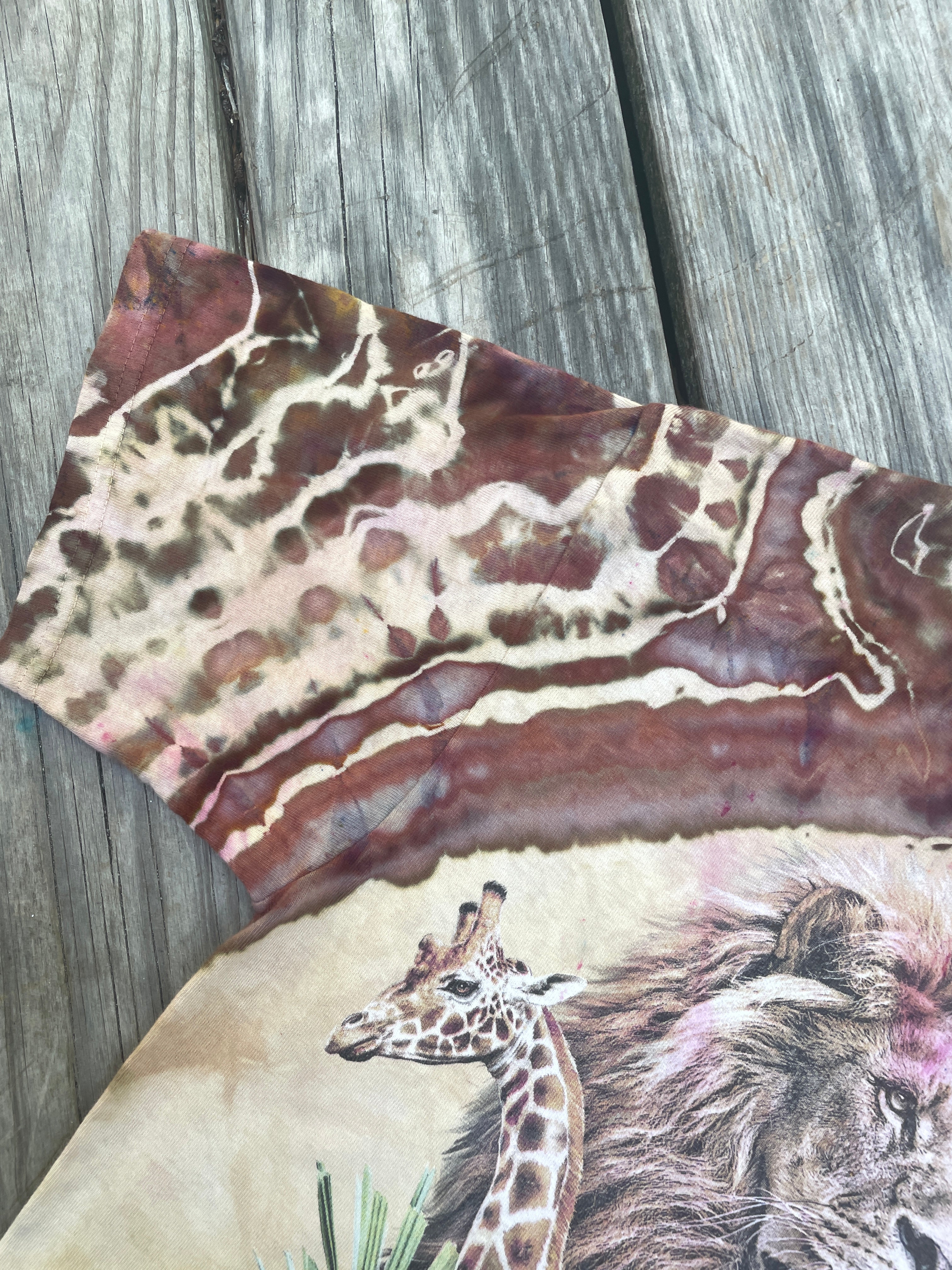 Brown and Tan Animal Kingdom Geode Short Sleeve Tie Dye T-Shirt | Men's Medium