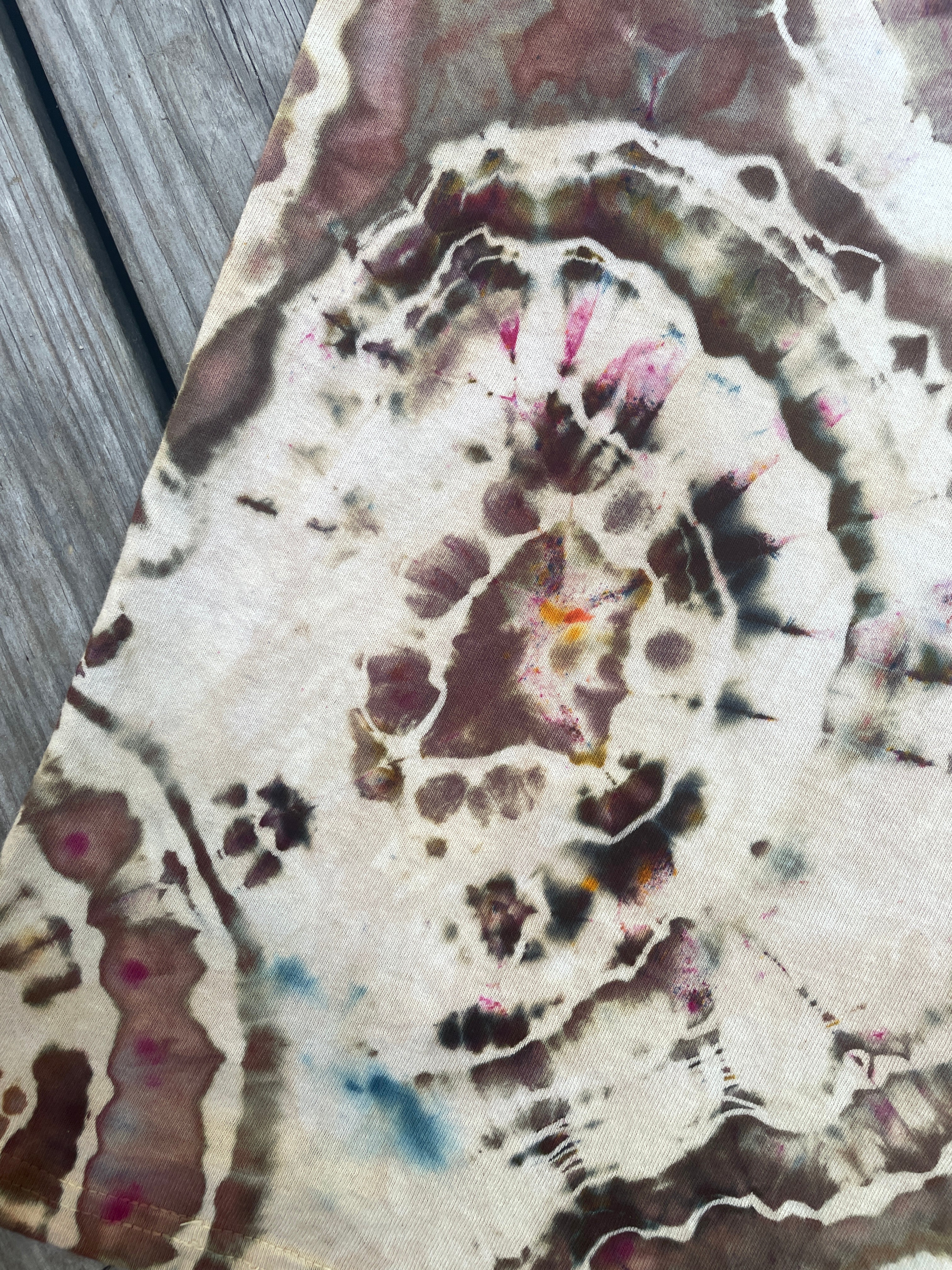 Brown and Tan Animal Kingdom Geode Short Sleeve Tie Dye T-Shirt | Men's Medium