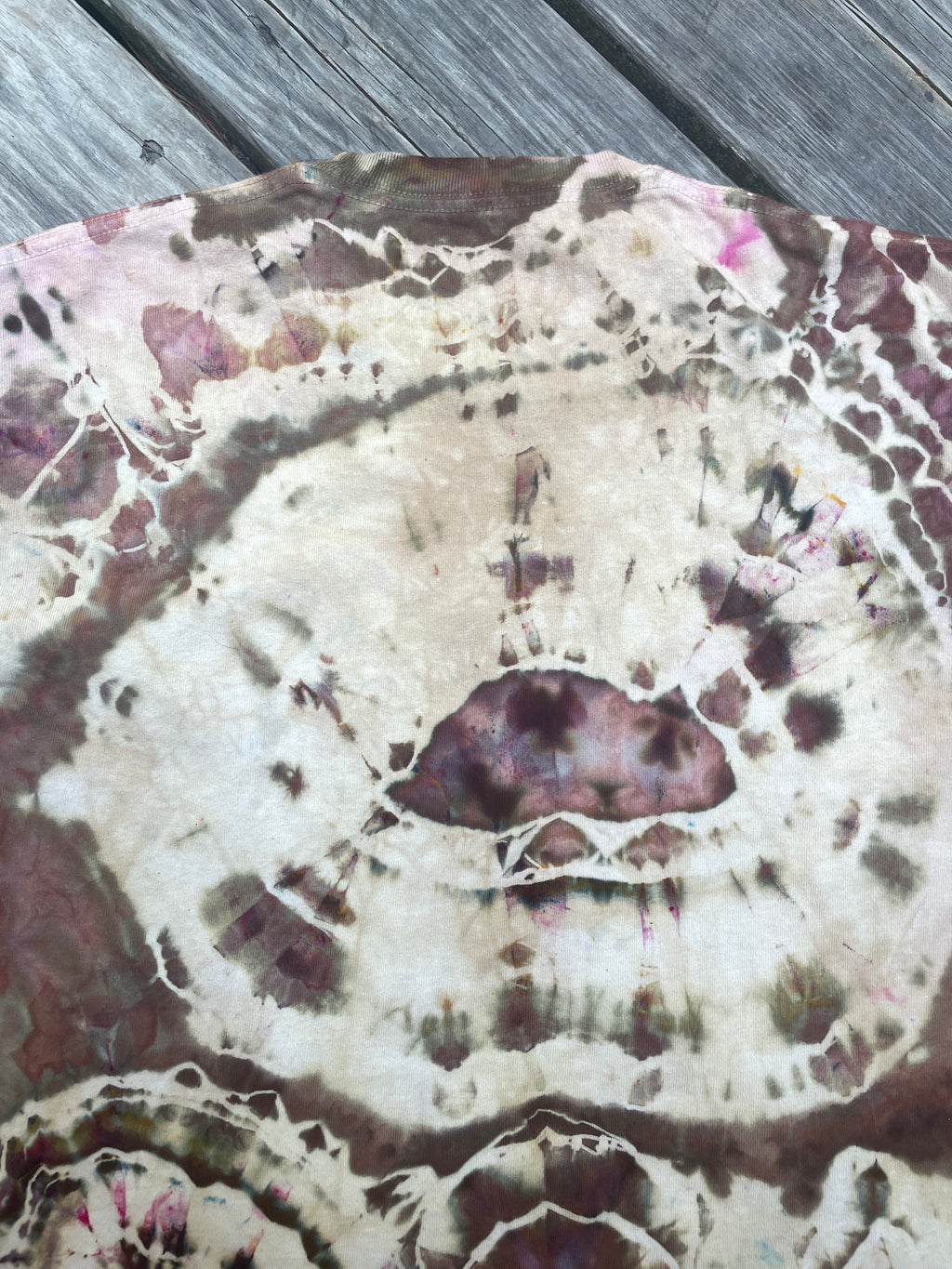 Brown and Tan Animal Kingdom Geode Short Sleeve Tie Dye T-Shirt | Men's Medium