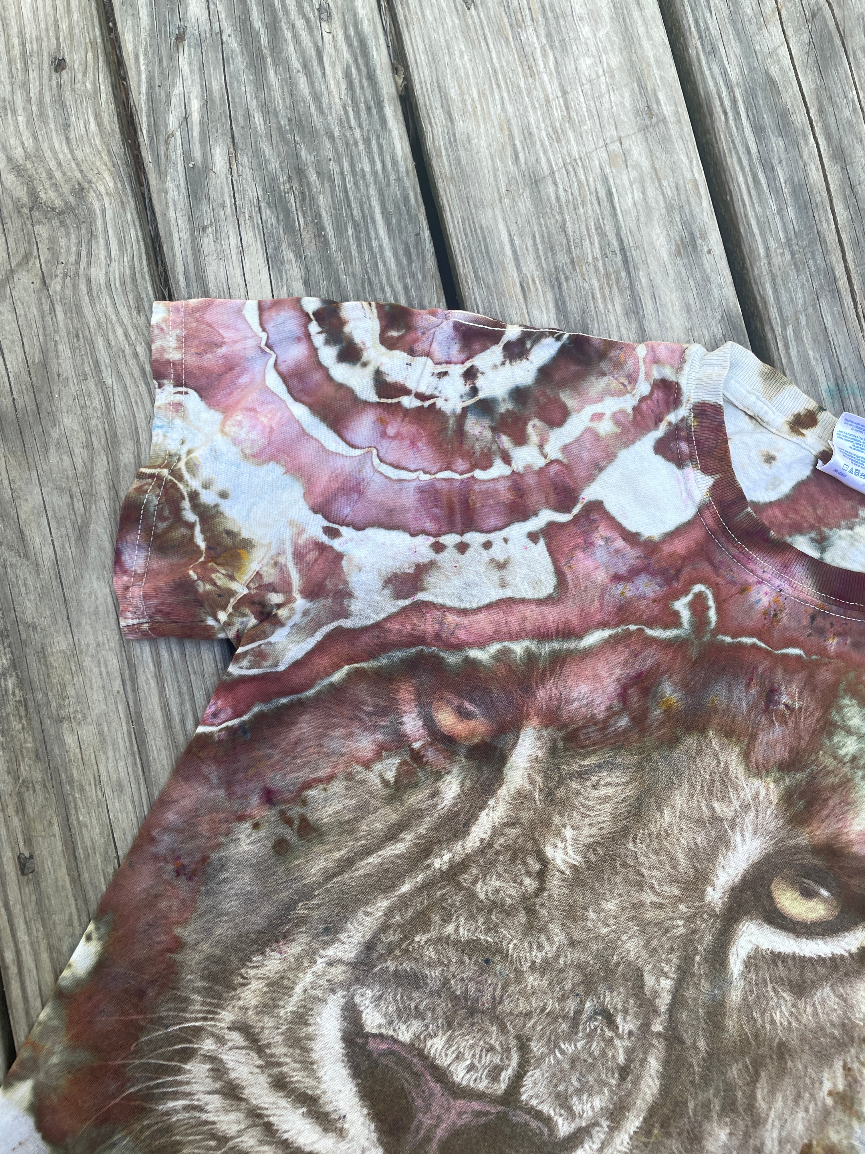 Red and Tan Lion Geode Short Sleeve Tie Dye T-Shirt | Men's Small