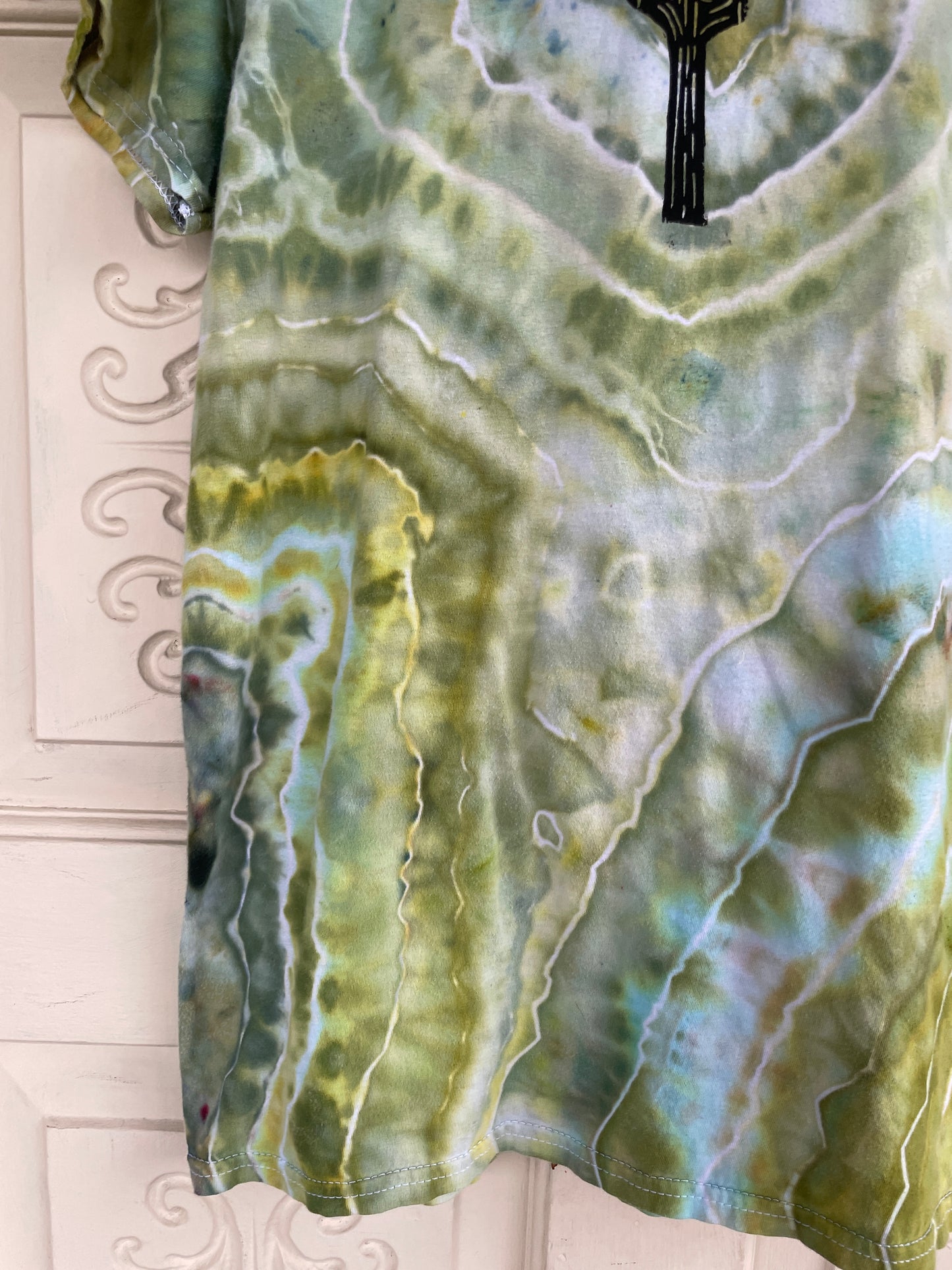 Medium Men's Saguaro Cactus Handmade Geode Tie Dye T-Shirt | One-Of-a-Kind Upcycled Green and White Earth Tones Short Sleeve Shirt