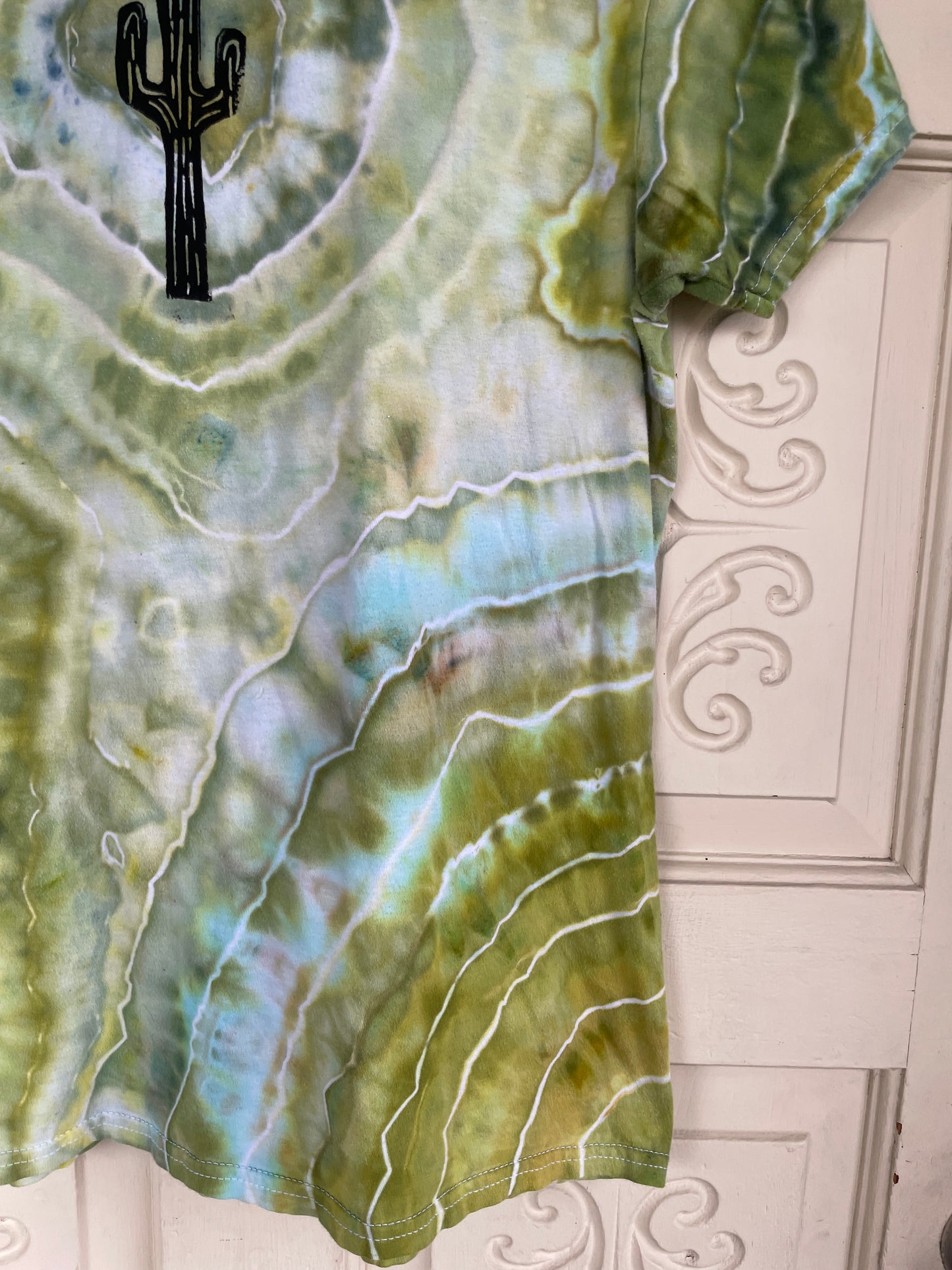 Medium Men's Saguaro Cactus Handmade Geode Tie Dye T-Shirt | One-Of-a-Kind Upcycled Green and White Earth Tones Short Sleeve Shirt