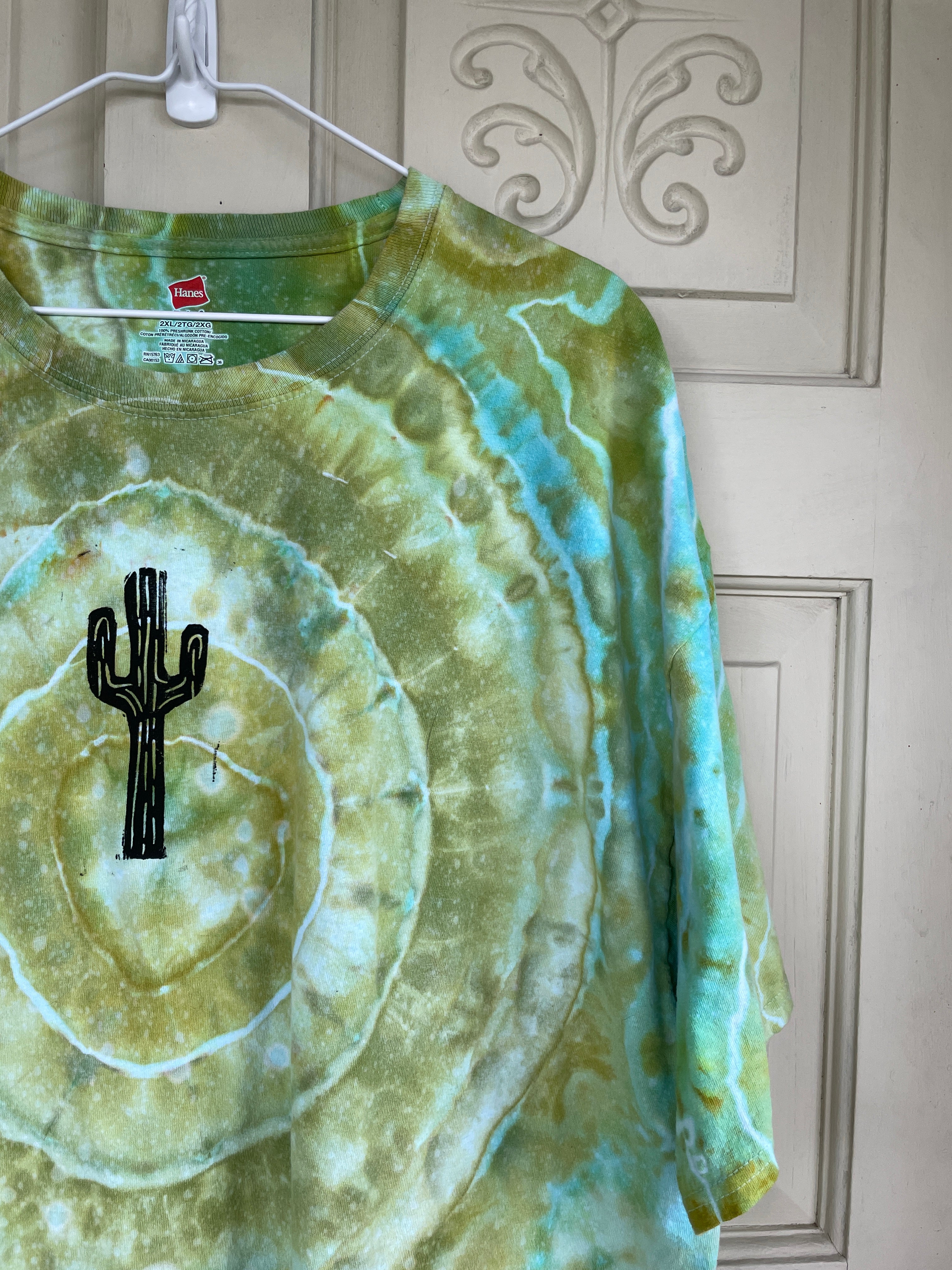 2XL Men's Saguaro Cactus Handmade Geode Tie Dye T-Shirt | One-Of-a-Kind Upcycled Green and White Earth Tones Short Sleeve Shirt