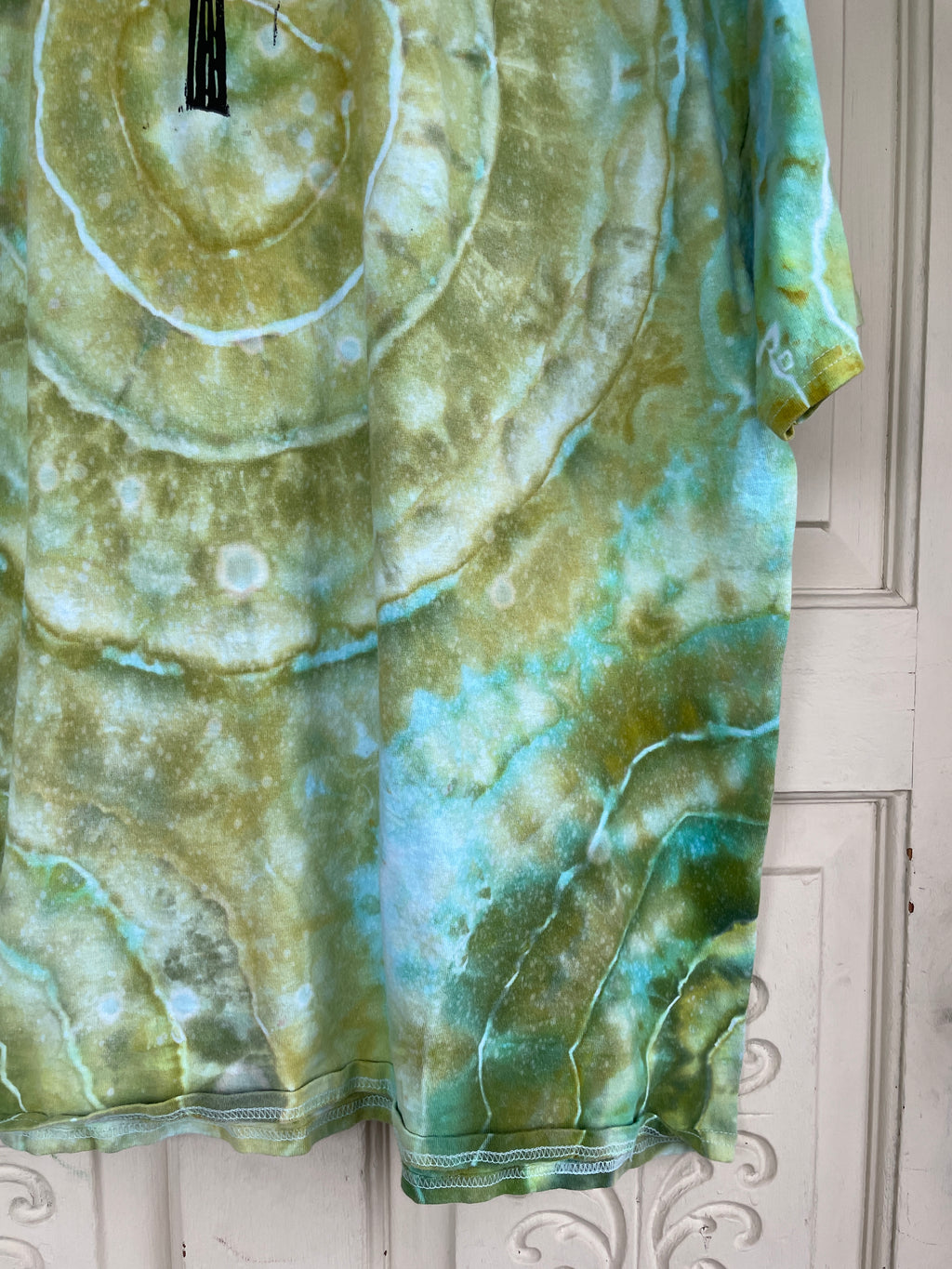 2XL Men's Saguaro Cactus Handmade Geode Tie Dye T-Shirt | One-Of-a-Kind Upcycled Green and White Earth Tones Short Sleeve Shirt