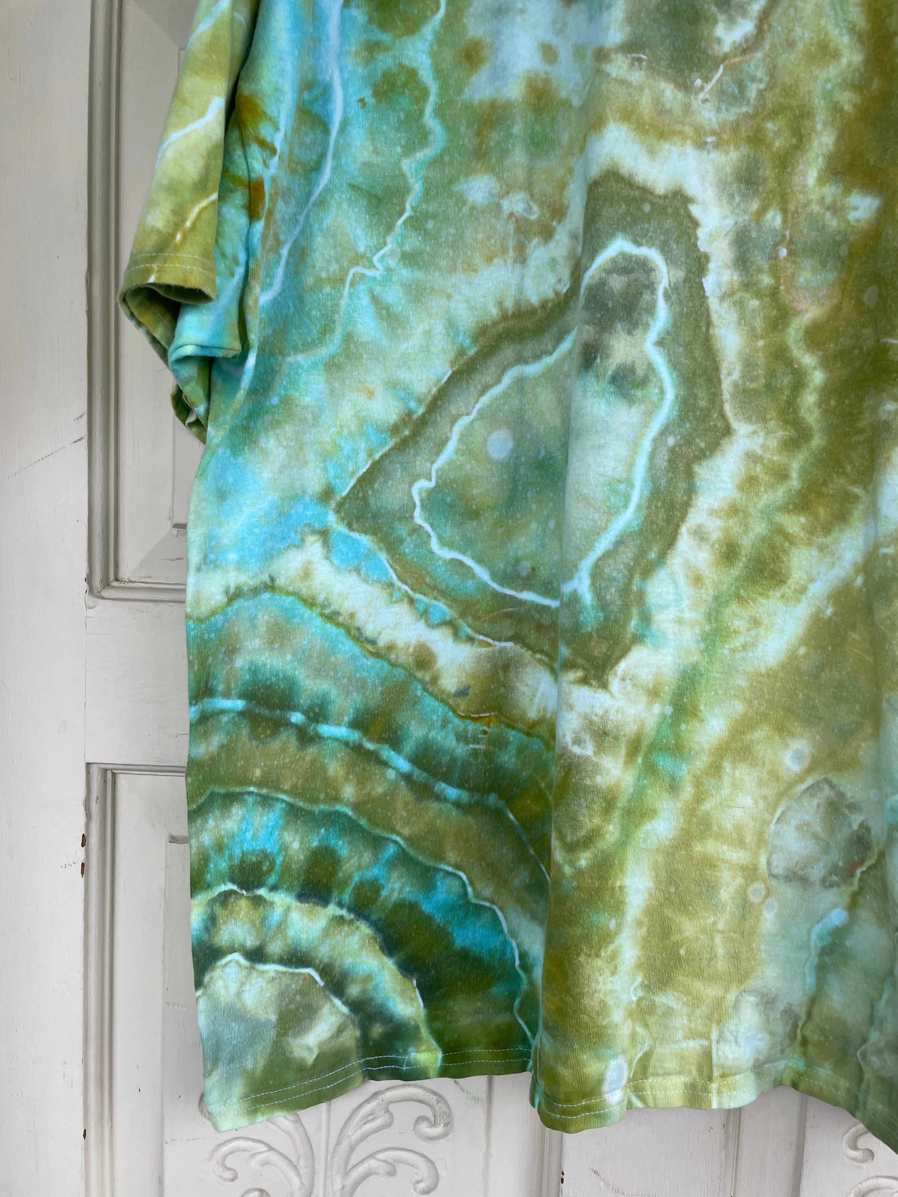 2XL Men's Saguaro Cactus Handmade Geode Tie Dye T-Shirt | One-Of-a-Kind Upcycled Green and White Earth Tones Short Sleeve Shirt