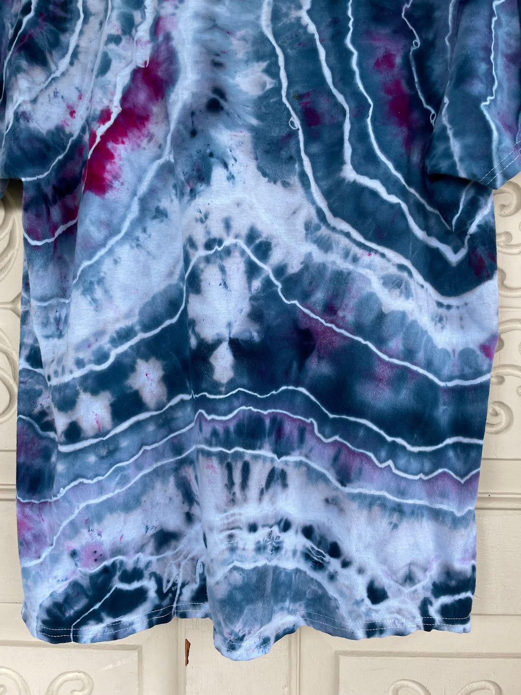 Medium Men's Groovy Alien Handmade Galaxy Geode Tie Dye T-Shirt | One-Of-a-Kind Upcycled Blue and White Short Sleeve Shirt