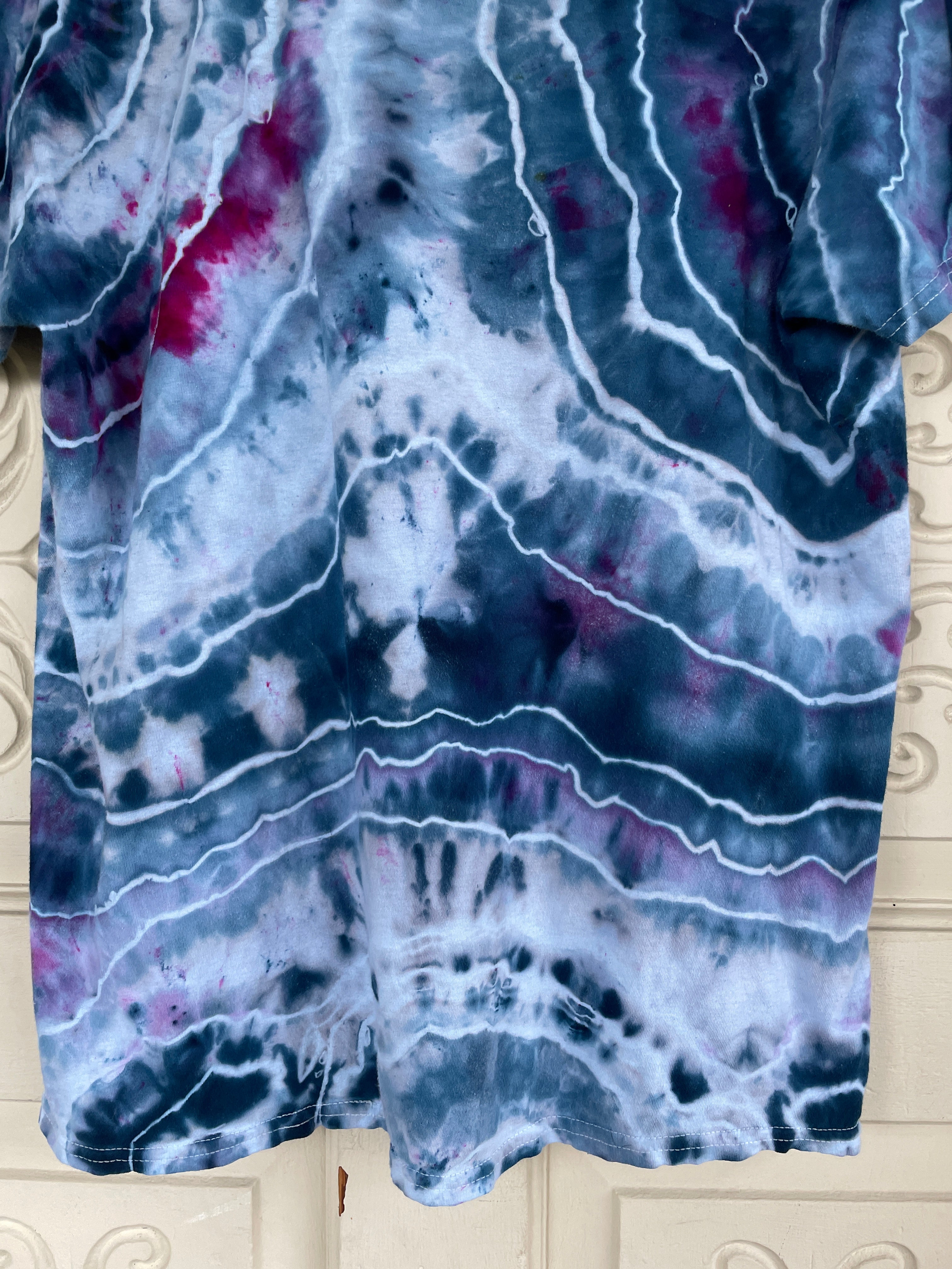 Medium Men's Groovy Alien Handmade Galaxy Geode Tie Dye T-Shirt | One-Of-a-Kind Upcycled Blue and White Short Sleeve Shirt