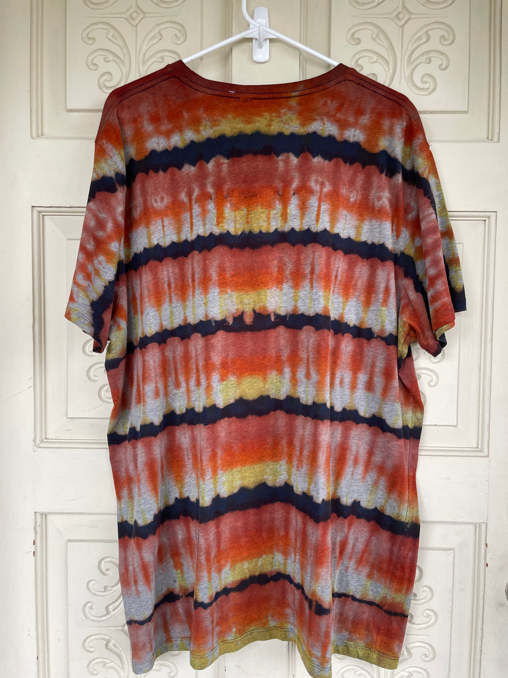 2XL Men's Groovy Alien Handmade Reverse Tie Dye T-Shirt | One-Of-a-Kind Upcycled Black and Red Short Sleeve Shirt