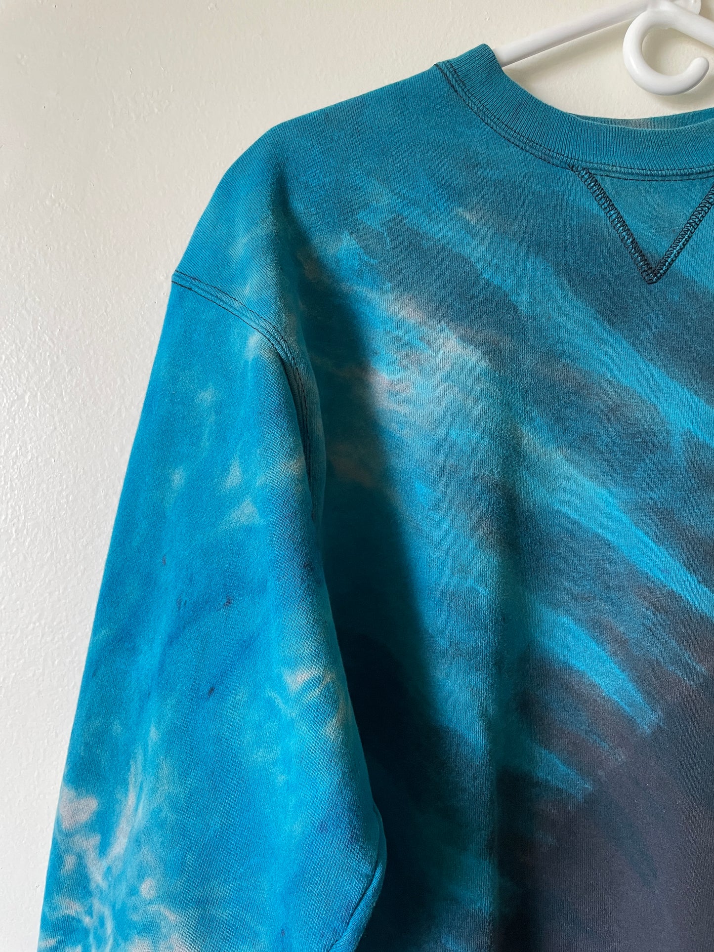 Large Men's Champion Reverse Tie Dye Long Sleeve Crewneck Sweatshirt | One-Of-a-Kind Upcycled Black and Blue Half-and-Half Sweatshirt