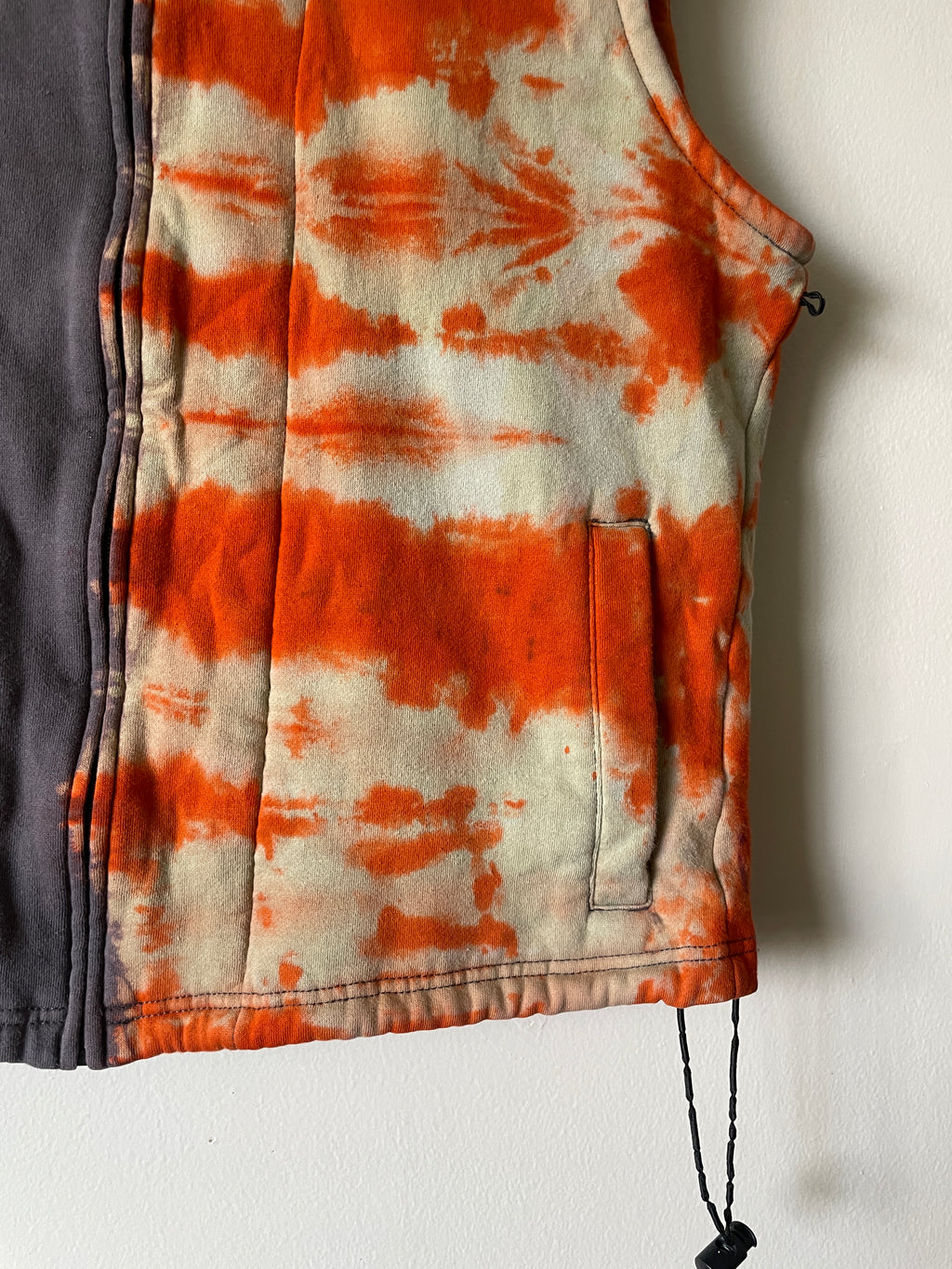 Large Men's Harley Davidson Reverse Tie Dye Sleeveless Hoodie Vest | One-Of-a-Kind Upcycled Gray and Orange Half-and-Half Sweatshirt