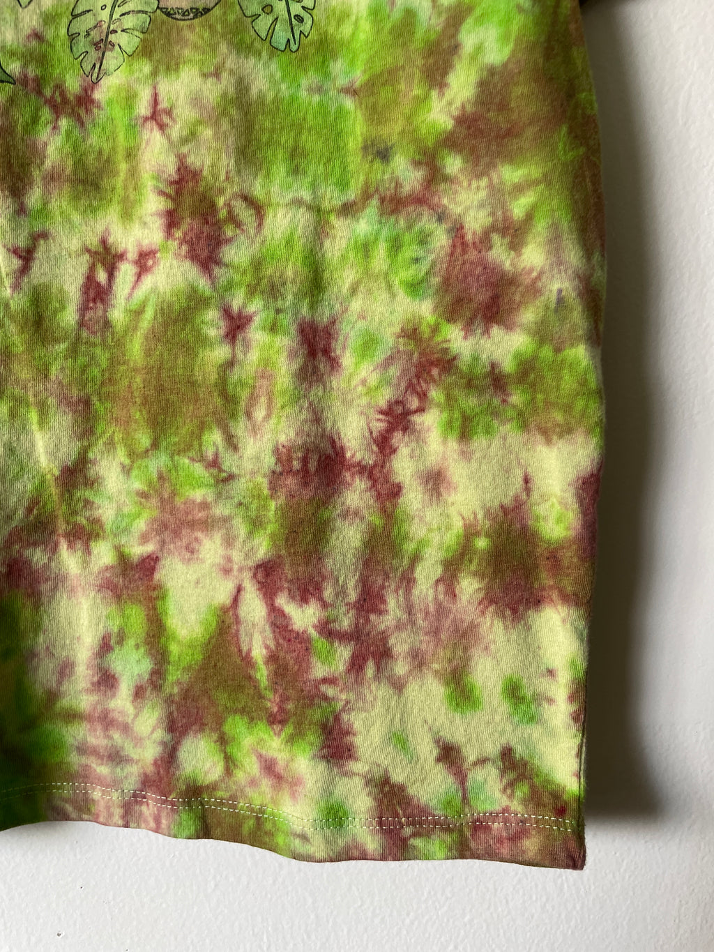 Small Women's Hang in There Handmade Tie Dye Short Sleeve T-Shirt | One-Of-a-Kind Upcycled Yellow and GreenTie Dye Top