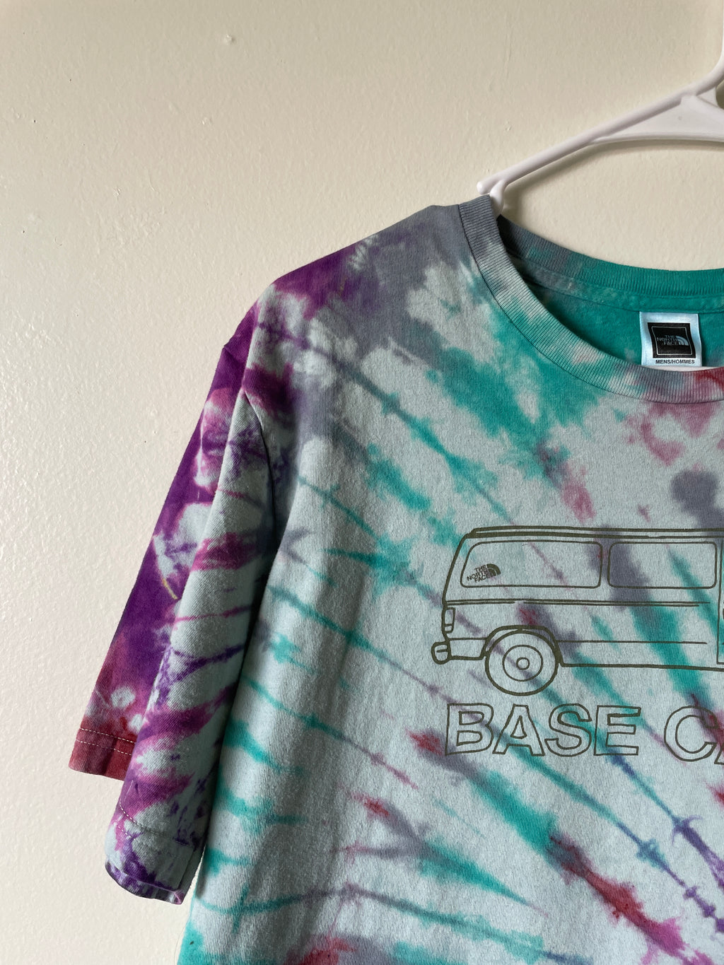 Medium Men's Base Camp Van Life Handmade Tie Dye Short Sleeve T-Shirt | One-Of-a-Kind Upcycled Pink and Teal The North Face Tie Dye Top