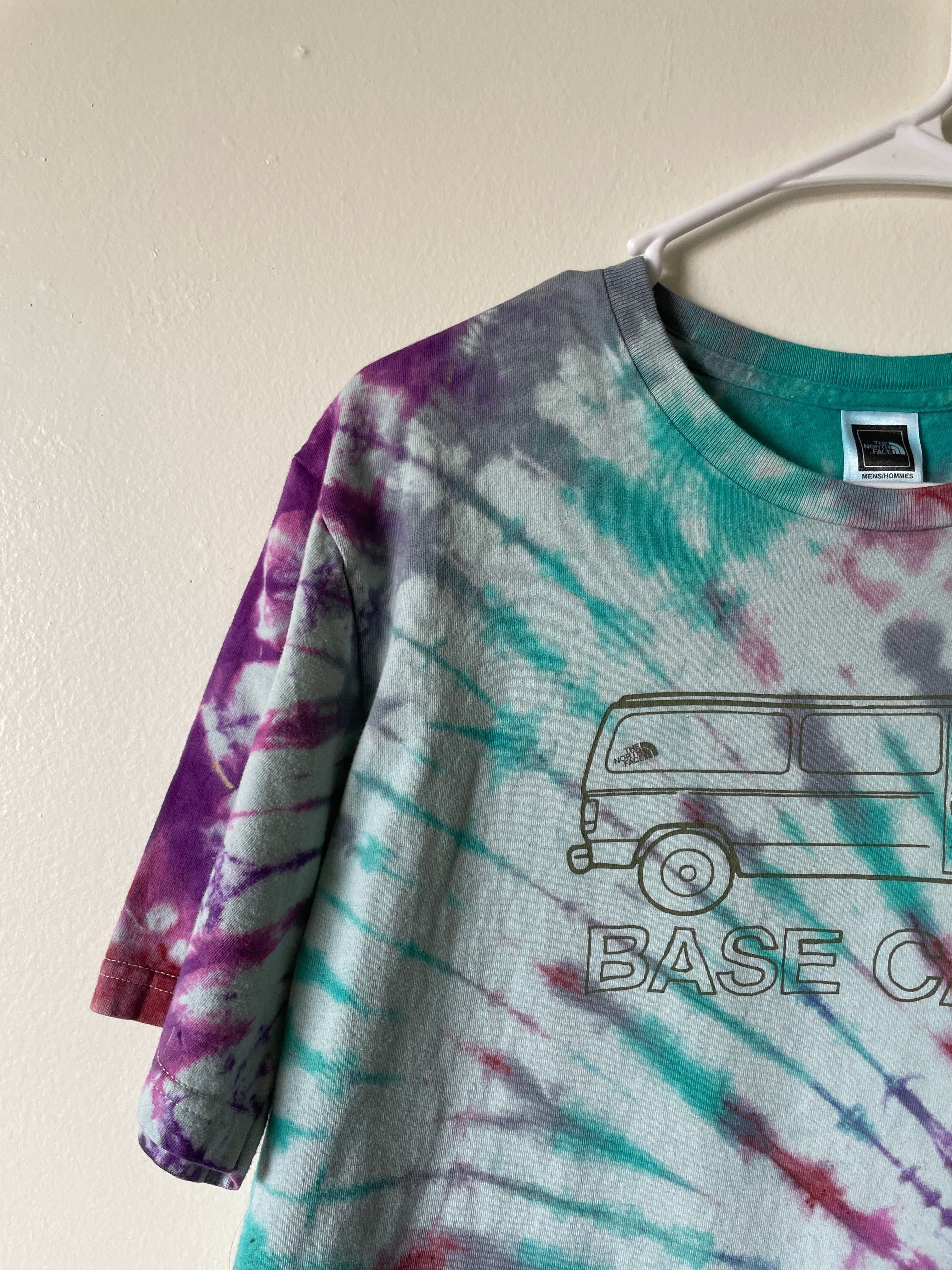 Medium Men's Base Camp Van Life Handmade Tie Dye Short Sleeve T-Shirt | One-Of-a-Kind Upcycled Pink and Teal The North Face Tie Dye Top